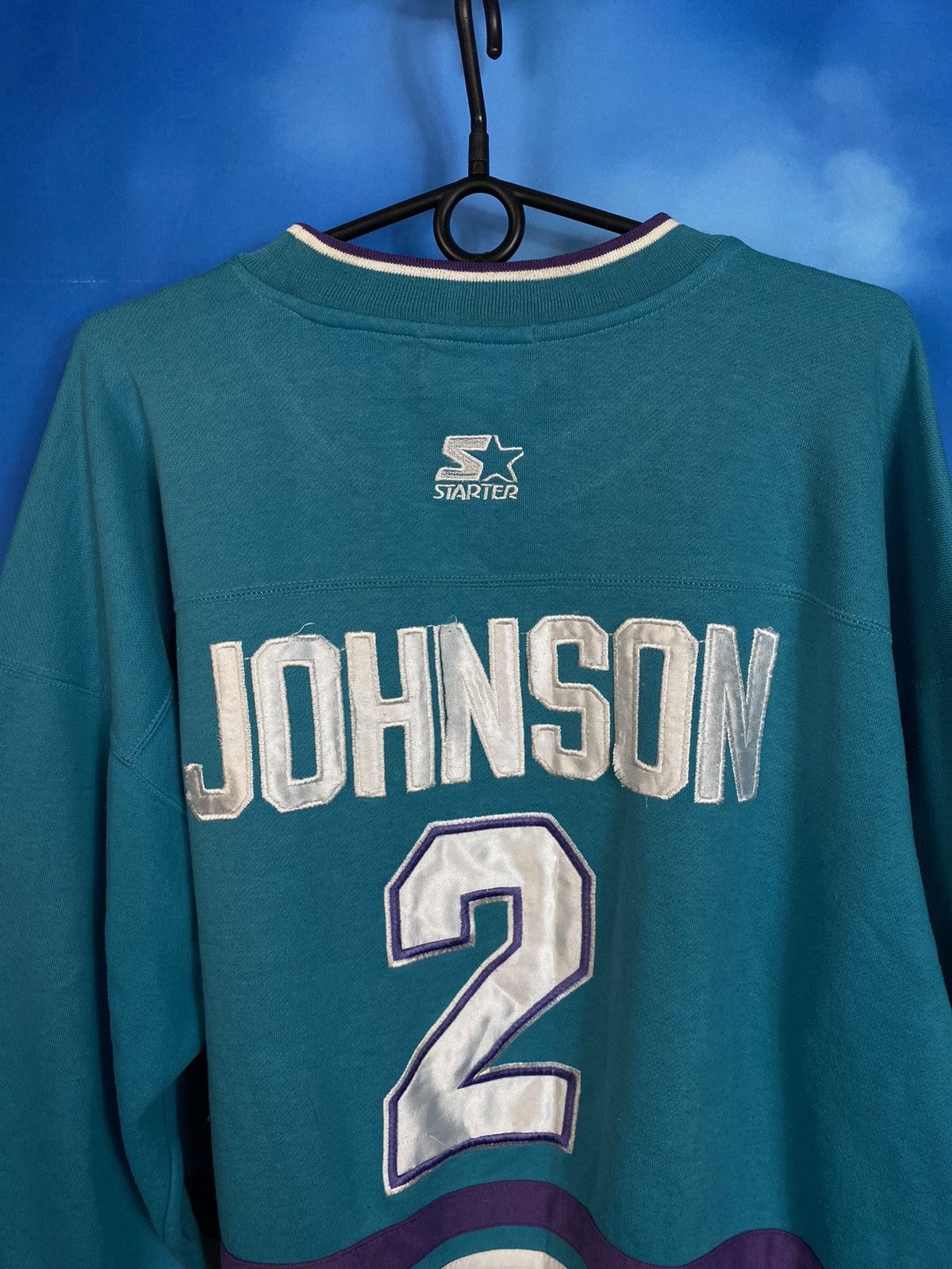 NBA Starter NBA Charlotte Hornets sweatshirt player 90s Size US L / EU 52-54 / 3 - 8 Thumbnail