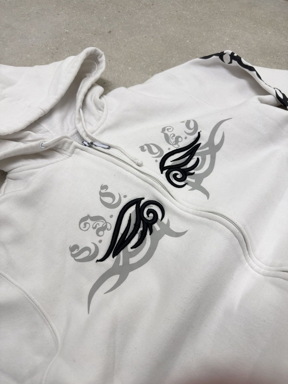Other 90s White tribal hoodie Size US S / EU 44-46 / 1 - 2 Thumbnail