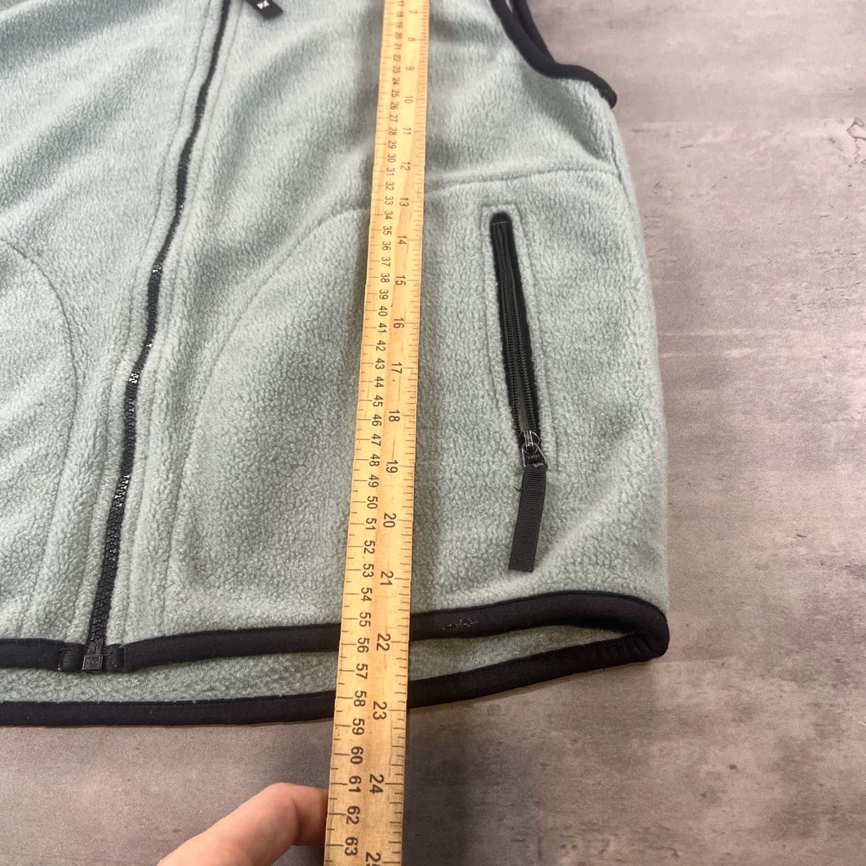Helly Hansen **Women Regular Fit S Helly Hansen Blue Vest Fleece Zip Up Daybreaker** User: Women Regular Fit S Helly Hansen Blue Vest Fleece Zip Up Daybreaker Size S / US 4 / IT 40 - 4 Thumbnail