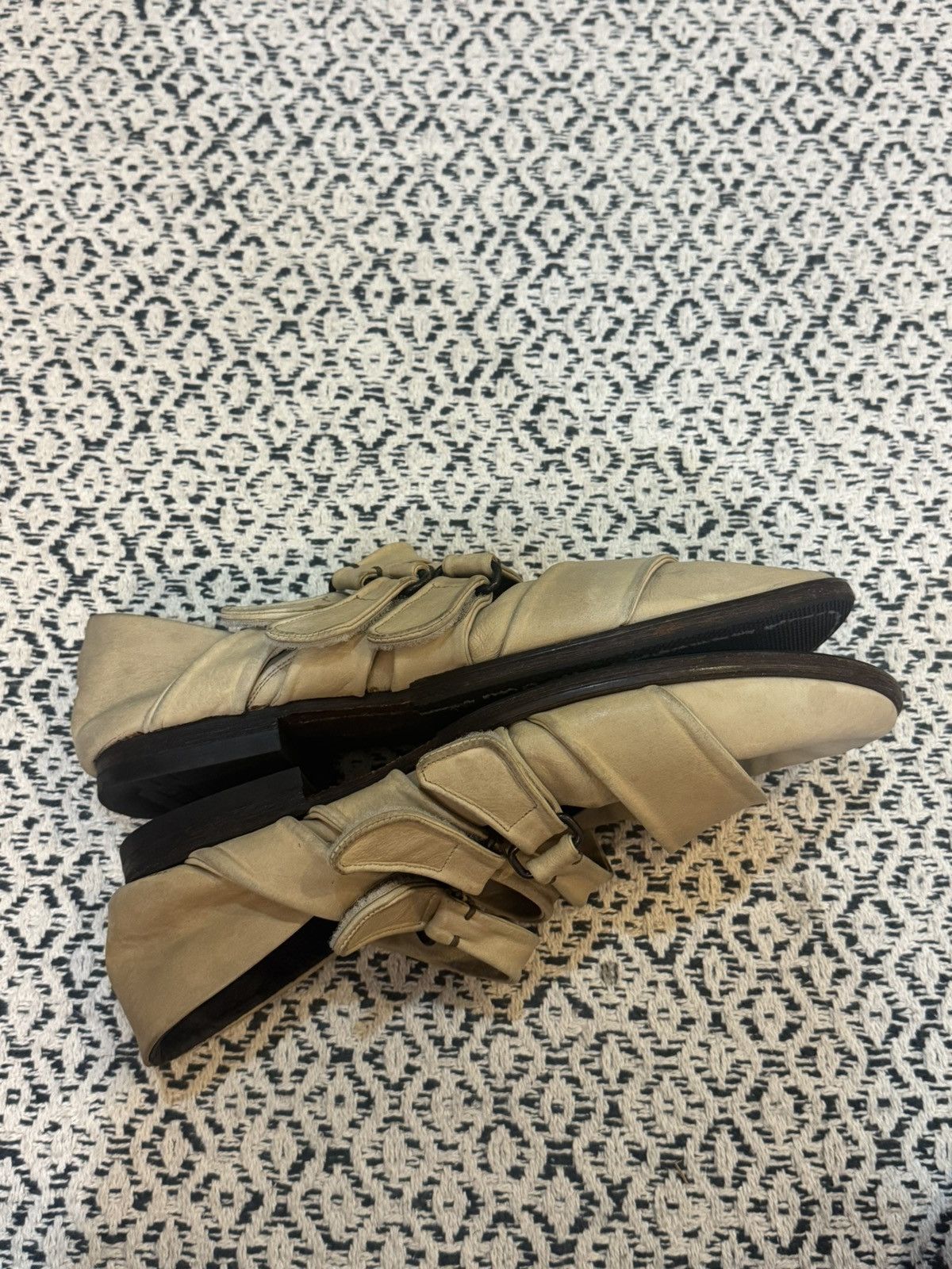 The viridi anne slip on