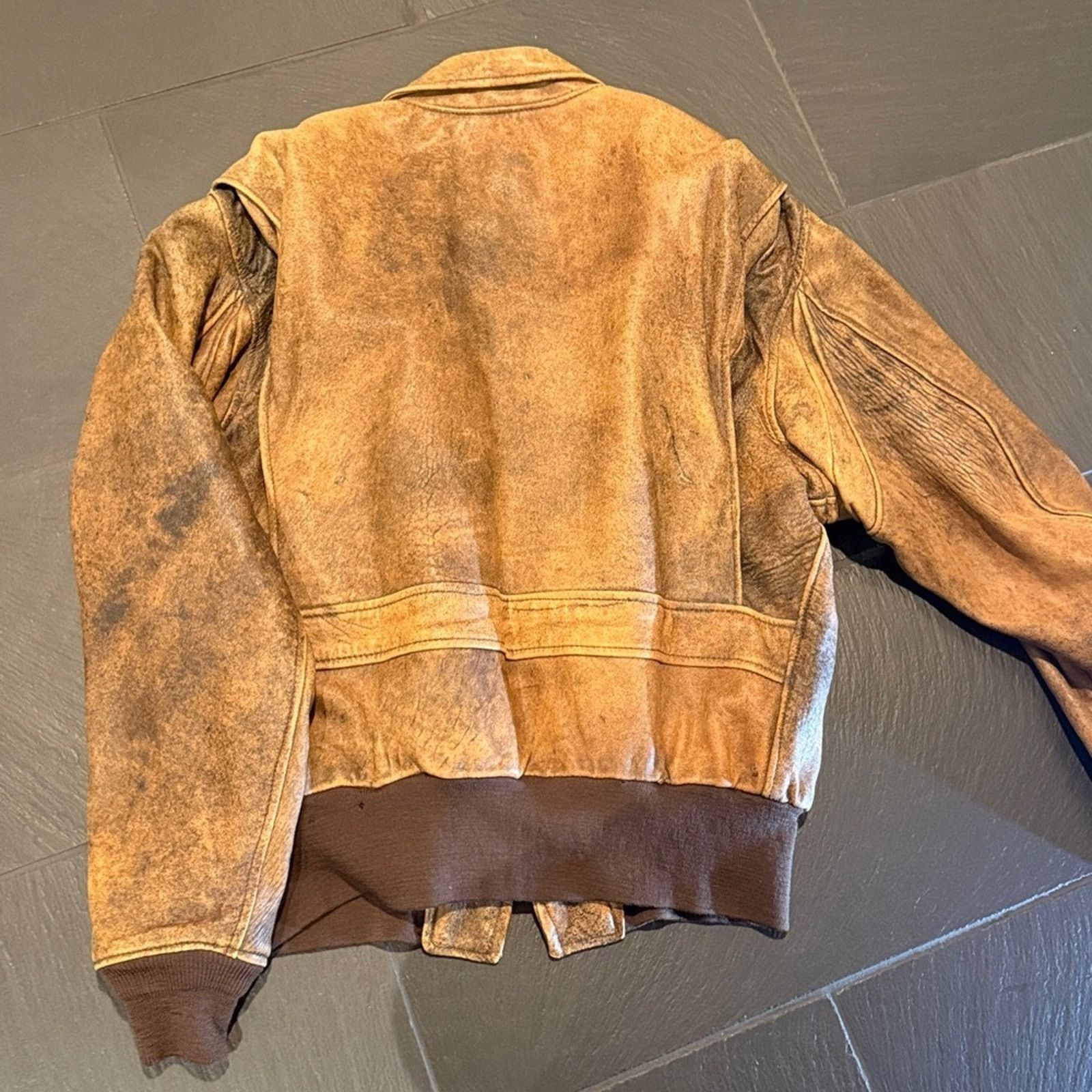 Other Vintage Men's brown distressed, bomber flight jacket size 48 Size US L / EU 52-54 / 3 - 11 Thumbnail