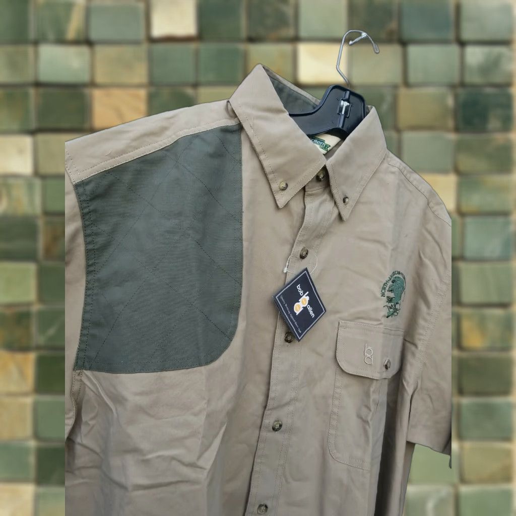 Vintage Bob Allen North American Hunting Club Shirt Men's XL Right Hand Button-Up Long Sleeve Green Cotton Knit Shirt Size US XL / EU 56 / 4 - 1 Thumbnail