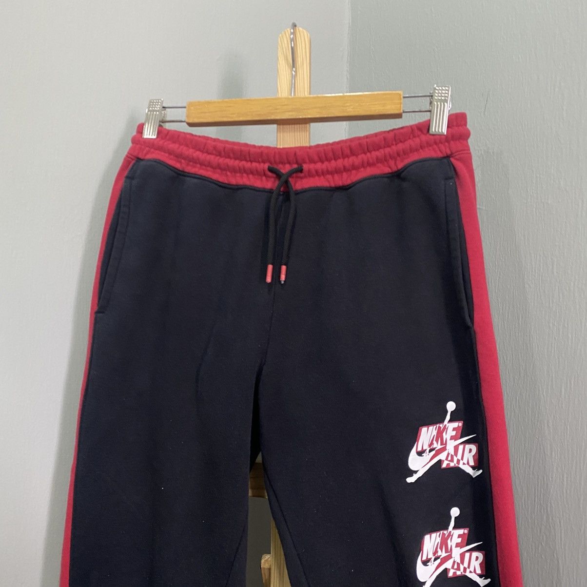 Nike Nike Air Jordan Jumpman Classics III Fleece Joggers BlackRed Size US 28 / EU 44 - 3 Thumbnail