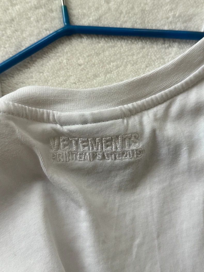 Vetements Vetements 19ss Target Short Sleeve Size US XS / EU 42 / 0 - 4 Thumbnail