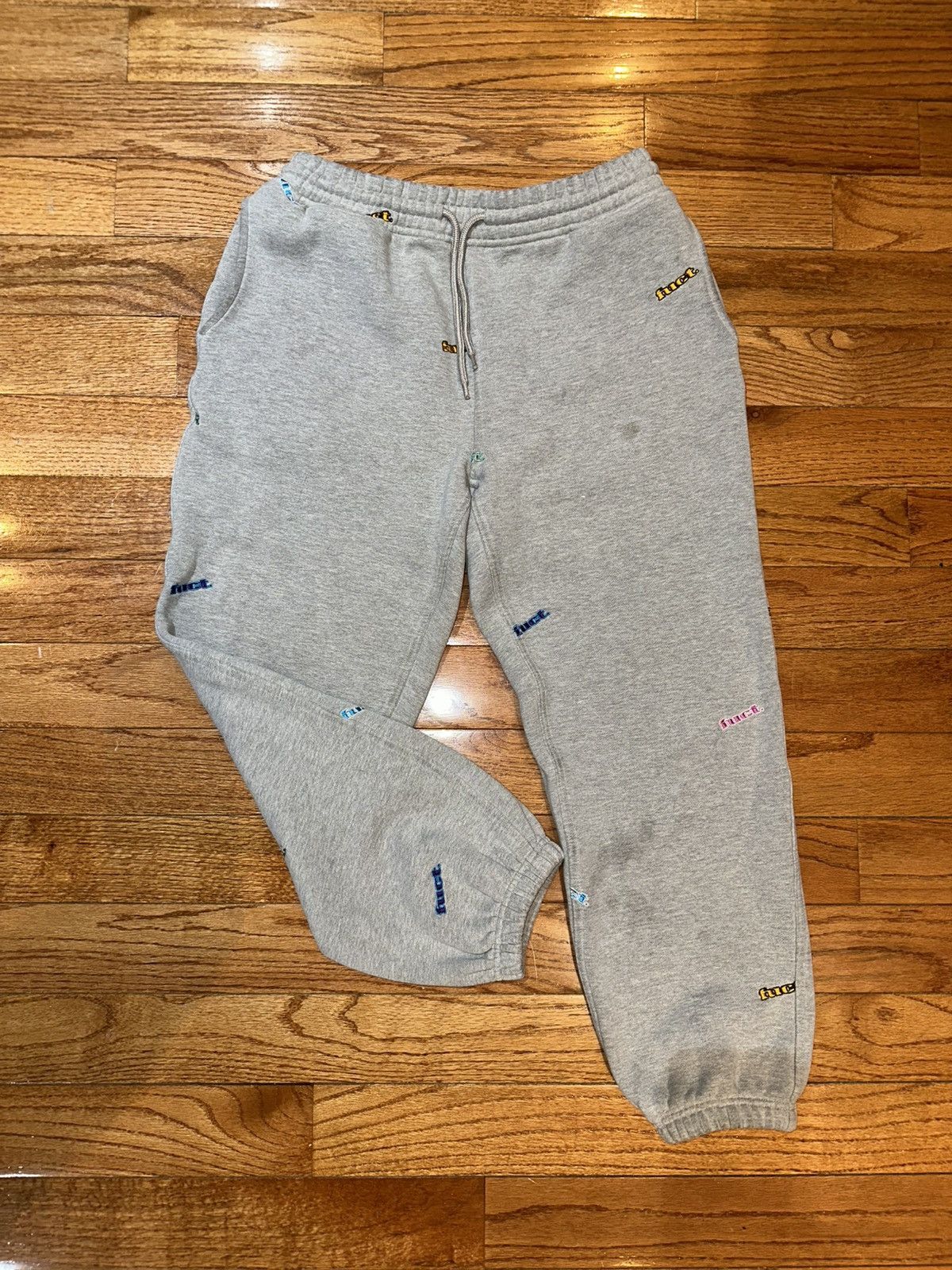 FUCT FUCT All Over Logo Sweatpants Size US 34 / EU 50 - 1 Thumbnail