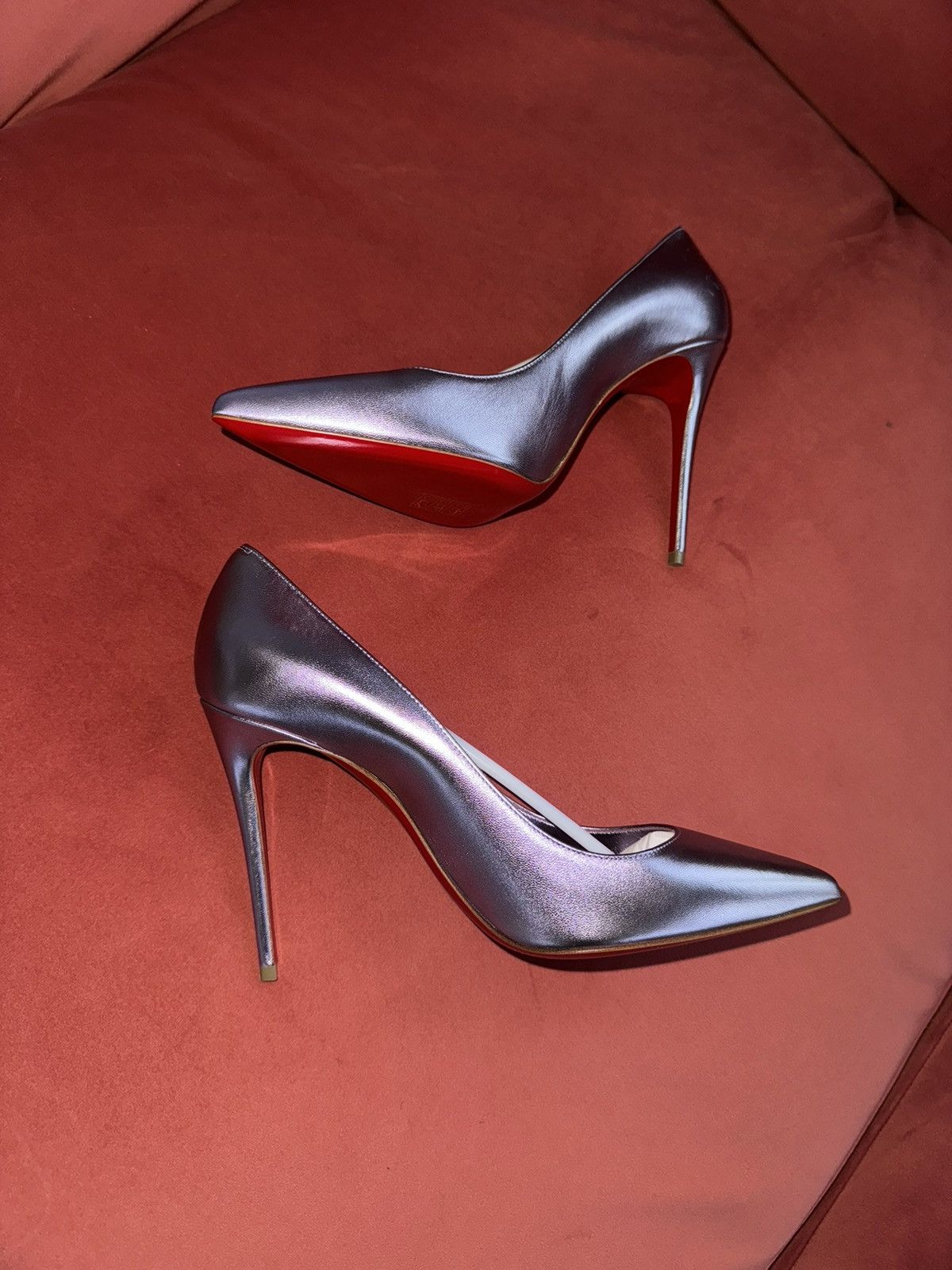 Christian Louboutin Christian Louboutin laminate metallic purple Kate 100, 37 EU Size US 7 / IT 37 - 7 Thumbnail