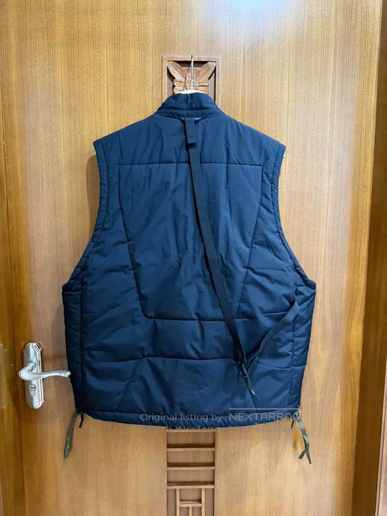 Acronym Acronym vest Size US S / EU 44-46 / 1 - 2 Thumbnail