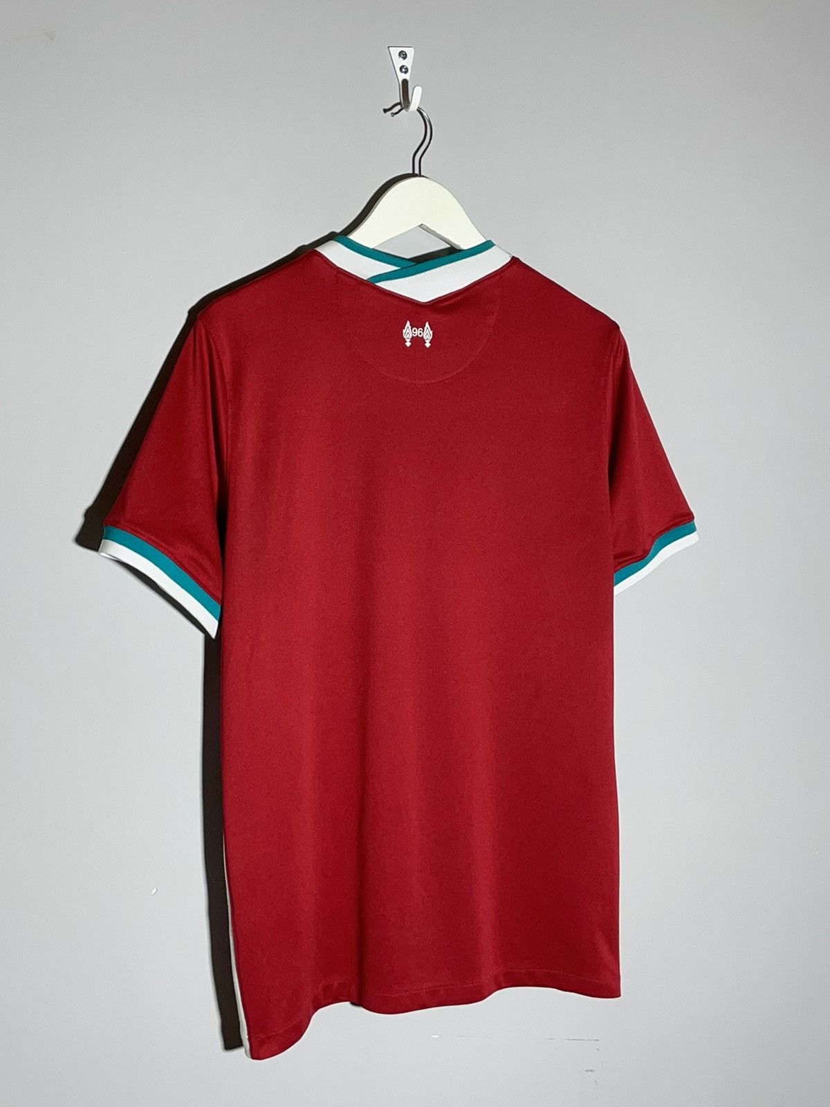 Nike Liverpool Nike 2020/21 Home Y2k Streetwear Football Shirt Size US L / EU 52-54 / 3 - 7 Thumbnail