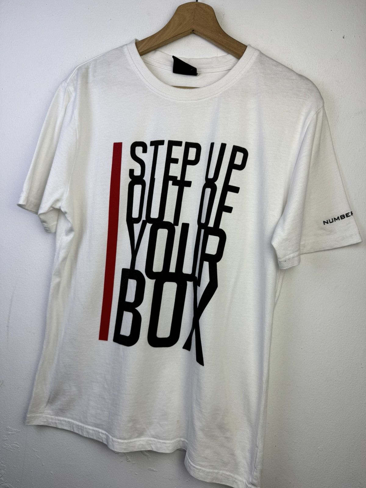 Number (N)ine Number (N)ine x Marlboro Step Up Out Of Your Box Tshirt Size US L / EU 52-54 / 3 - 3 Thumbnail