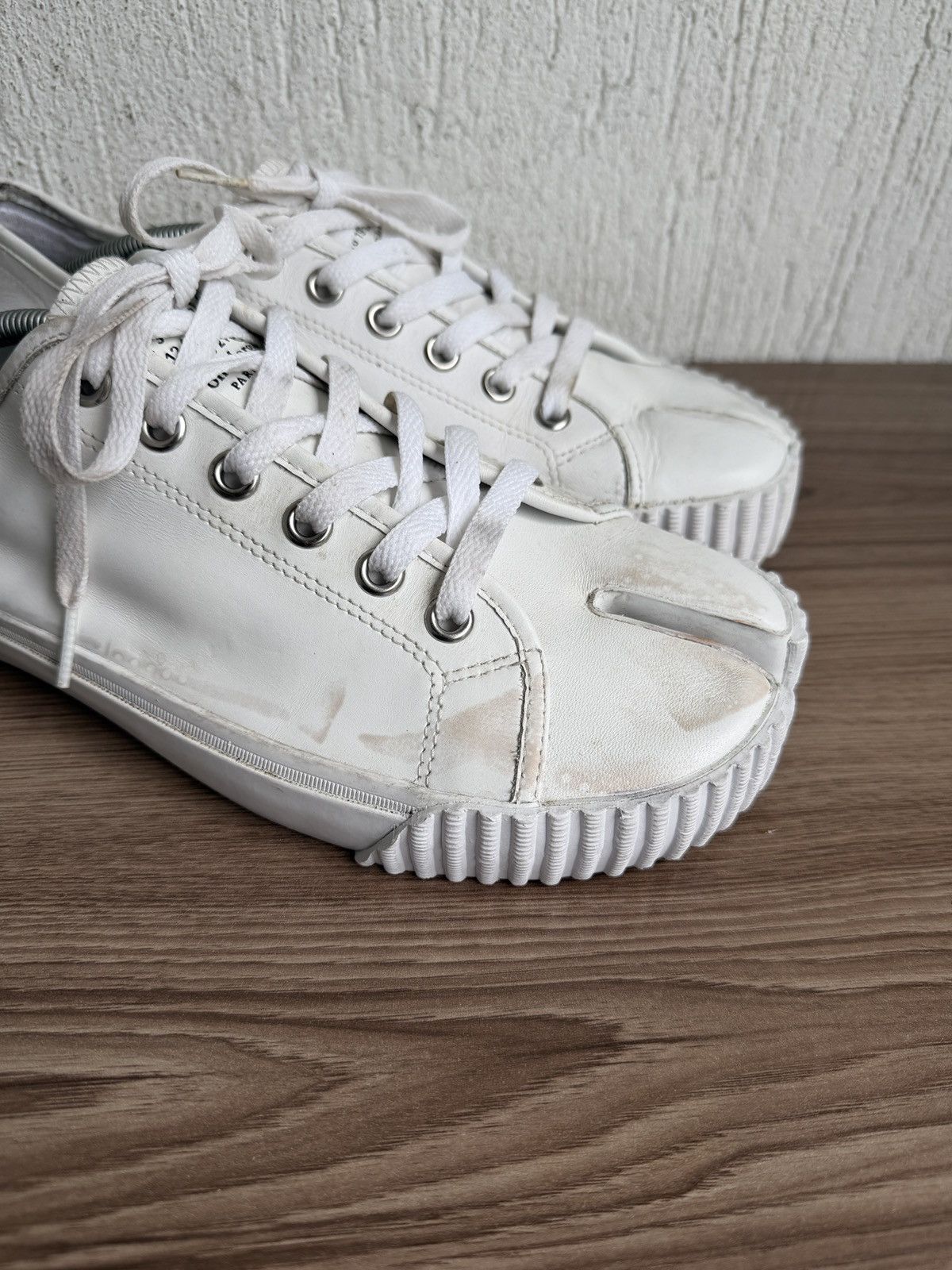 Maison Margiela 🫆tabi leather sneakers Size US 10.5 / EU 43-44 - 5 Thumbnail