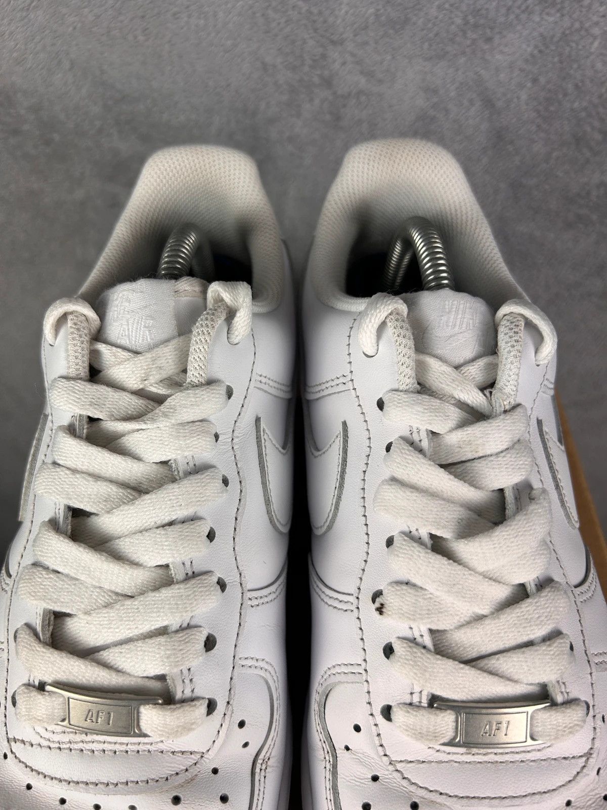 Nike Nike Air Force 1 low AF-1 tripple white sneakers swoosh Size US 8 / EU 41 - 7 Thumbnail