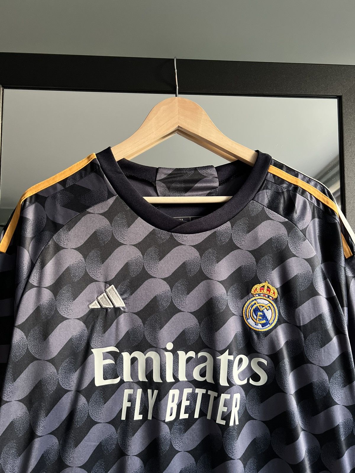 Adidas Adidas Real Madrid 2023/24 MBAPPE Blokecore Soccer Jersey Size US XL / EU 56 / 4 - 3 Thumbnail