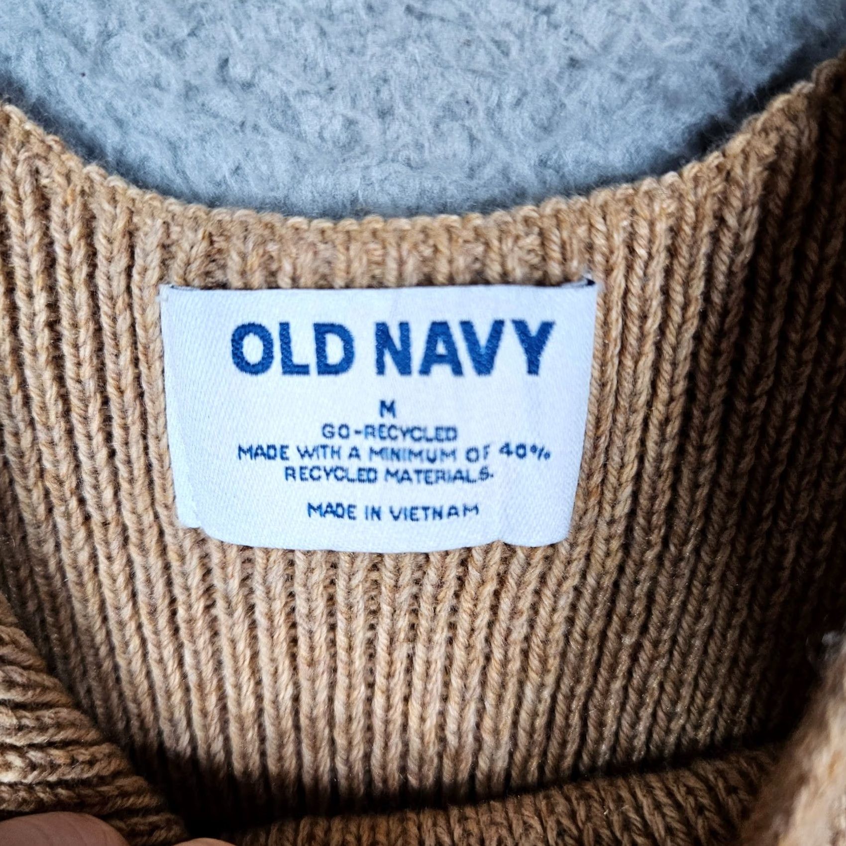 Old Navy Old Navy Women’s Tank V-Neck Beige Knit Sleeveless M Casual Basic All Seasons cotton blend sweater top Size M / US 6-8 / IT 42-44 - 3 Thumbnail