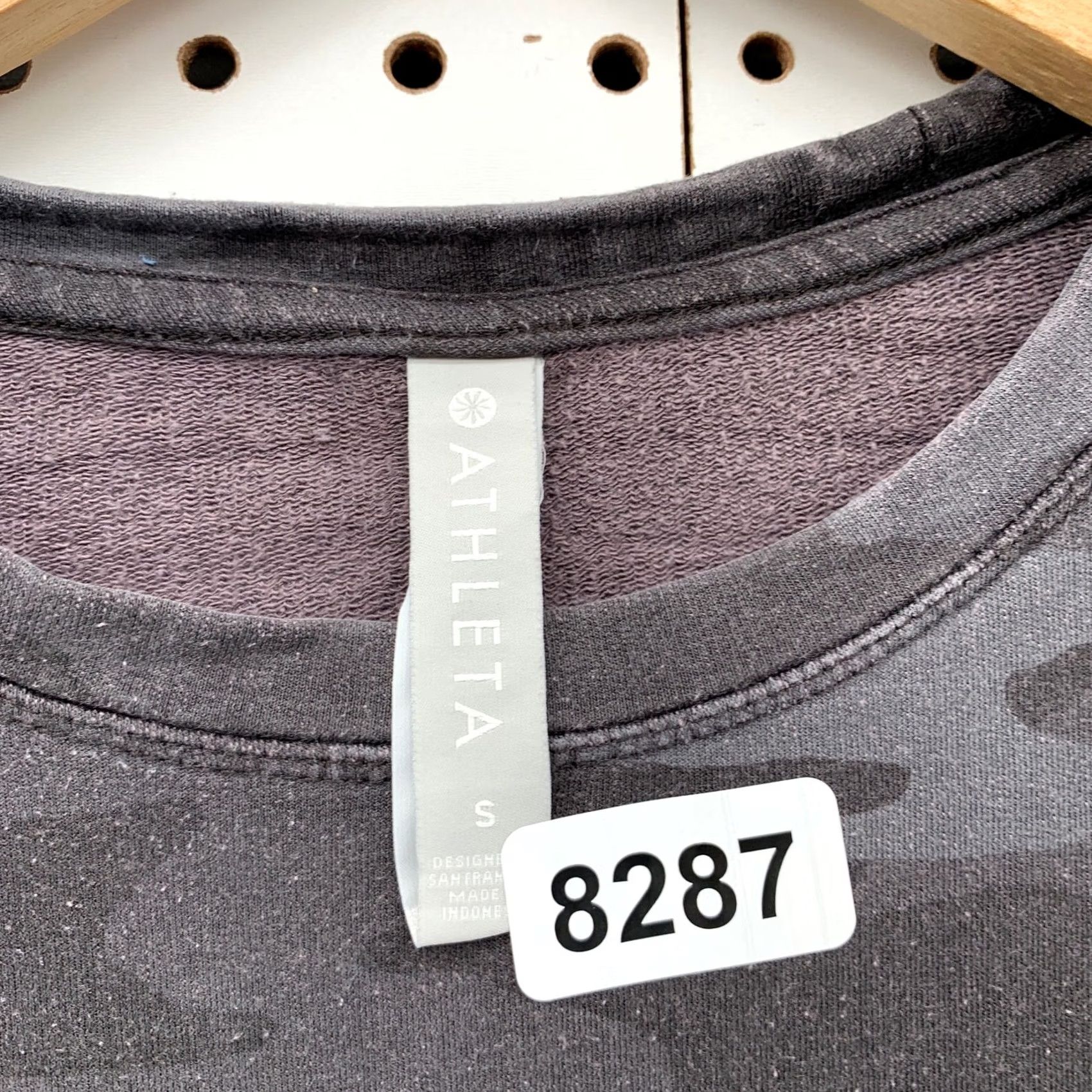 Athleta Athleta Sweatshirt Womens Small Gray Camouflage Crewneck Pullover Shirt Size S / US 4 / IT 40 - 6 Thumbnail
