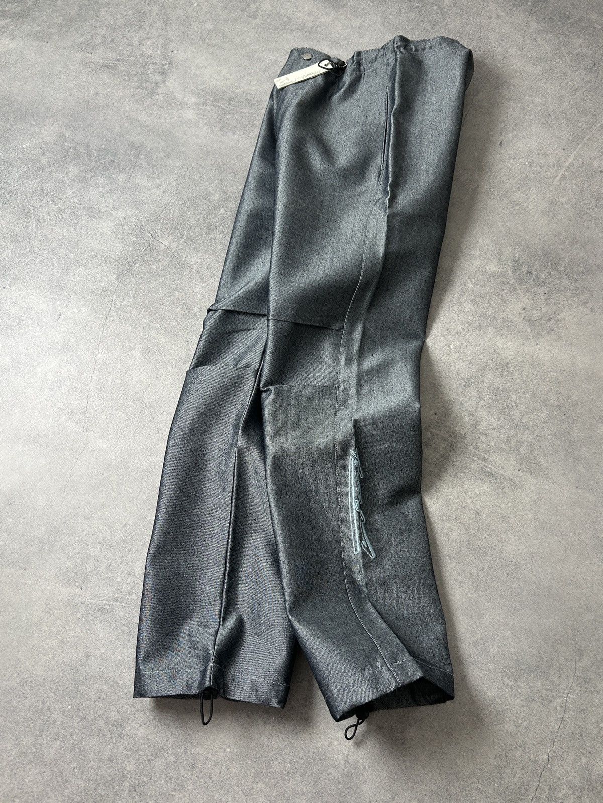 Japanese Brand Vintage Two Angle Loud Design y2k denim parachute pants Size US 32 / EU 48 - 1 Thumbnail