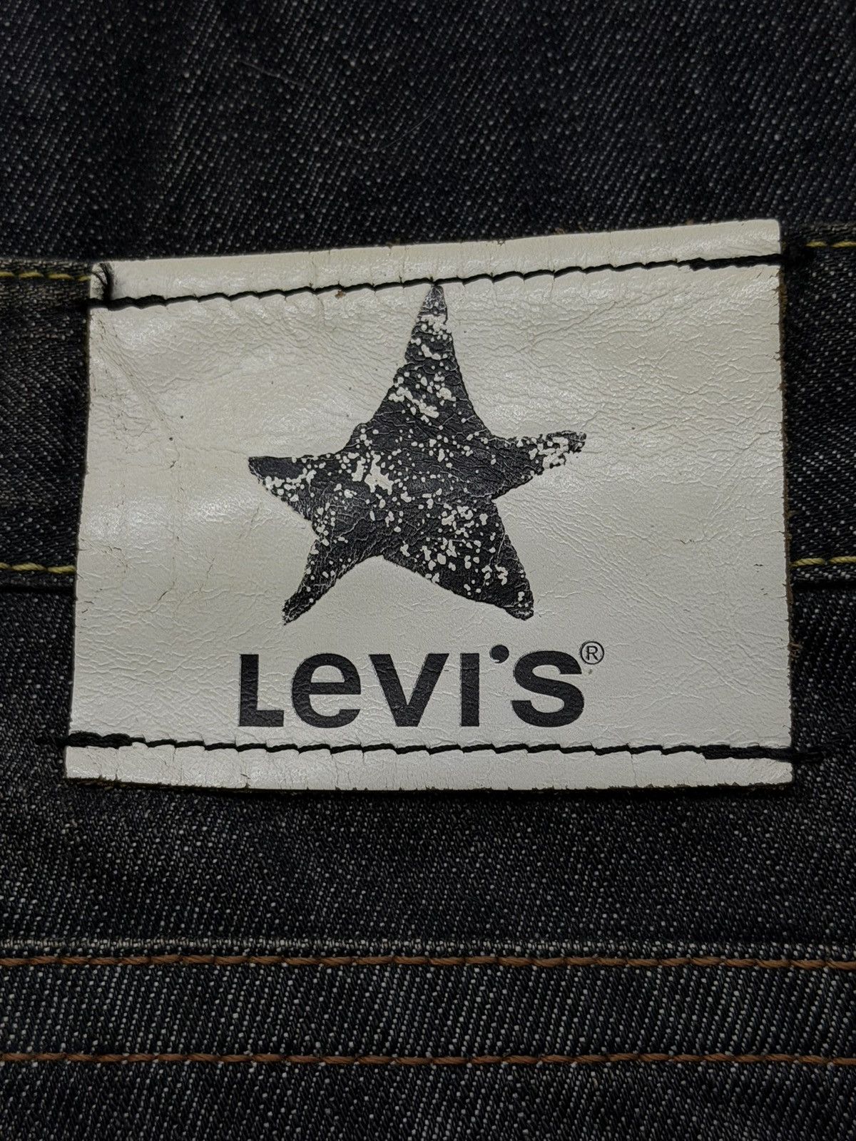 Levi's Vintage 00s Levi’s Black 521-00 Japanese Denim Jeans | W32 Size US 32 / EU 48 - 13 Thumbnail