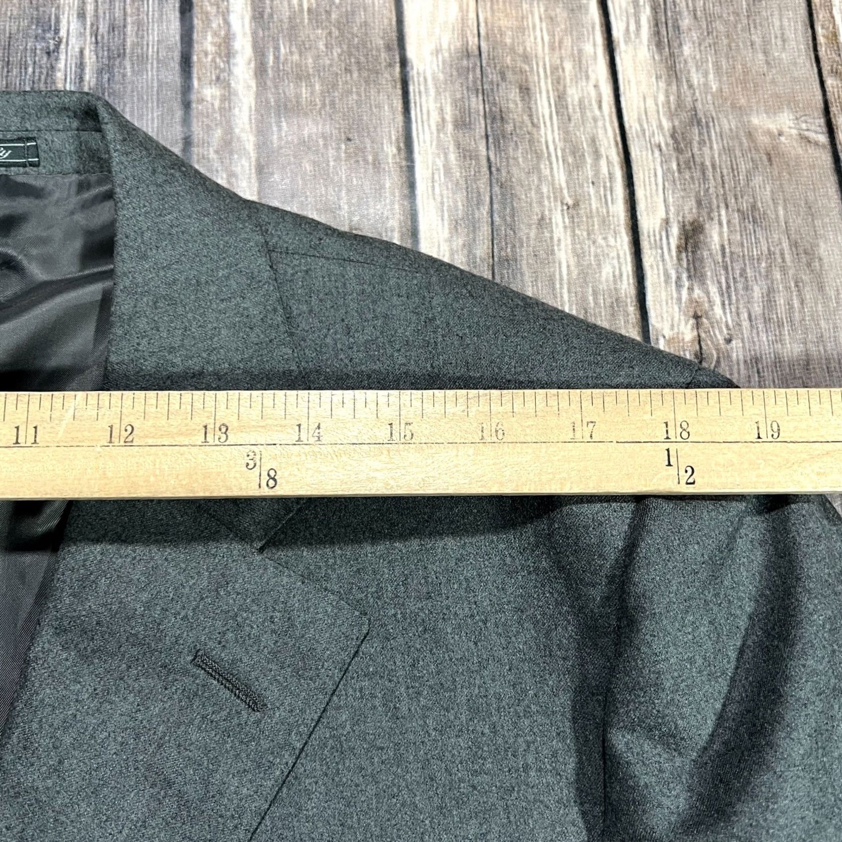 Ermenegildo Zegna Ermenegildo Zegna Wool Blazer Mens 44R Grey Sport Coat Single-Breasted Notch Lapel Three-Button Front Jacket Suit Coat Black/Gray? Size 44R - 7 Thumbnail