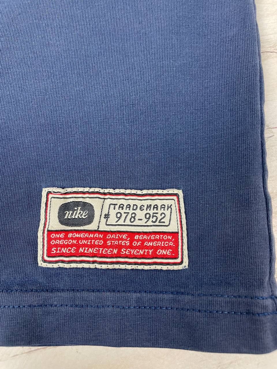 Nike Vintage Nike 71 T Shirt 00s Big Logo Size US L / EU 52-54 / 3 - 8 Thumbnail