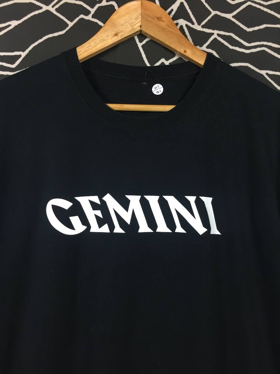 Band Tees × Rap Tees × Vintage Macklemore American Rapper Gemini Studio Album Tee Size US M / EU 48-50 / 2 - 3 Thumbnail