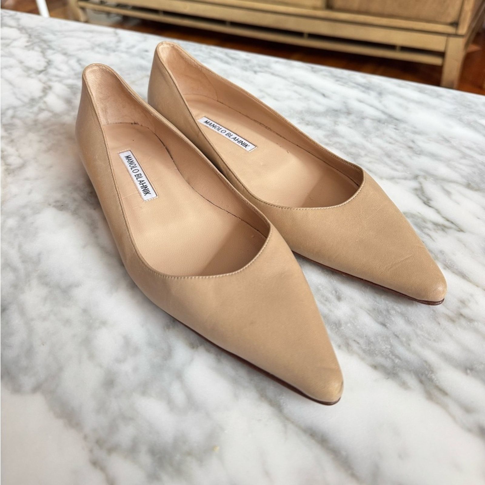 Manolo Blahnik Manolo Blahnik BBFLAT Beige Leather Pointed Toe Flats Size US 7 / IT 37 - 1 Thumbnail