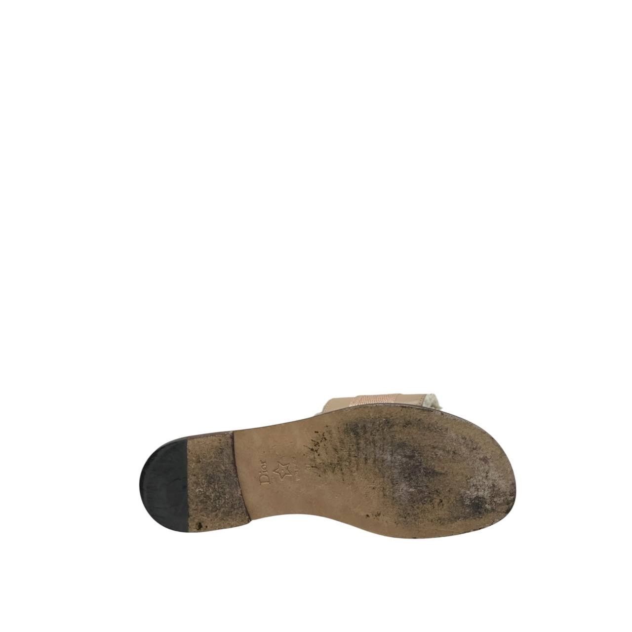 Dior Christian Dior Dway Beige Suede Shearling Flat Sandals 37 Size US 6 / IT 36 - 6 Thumbnail