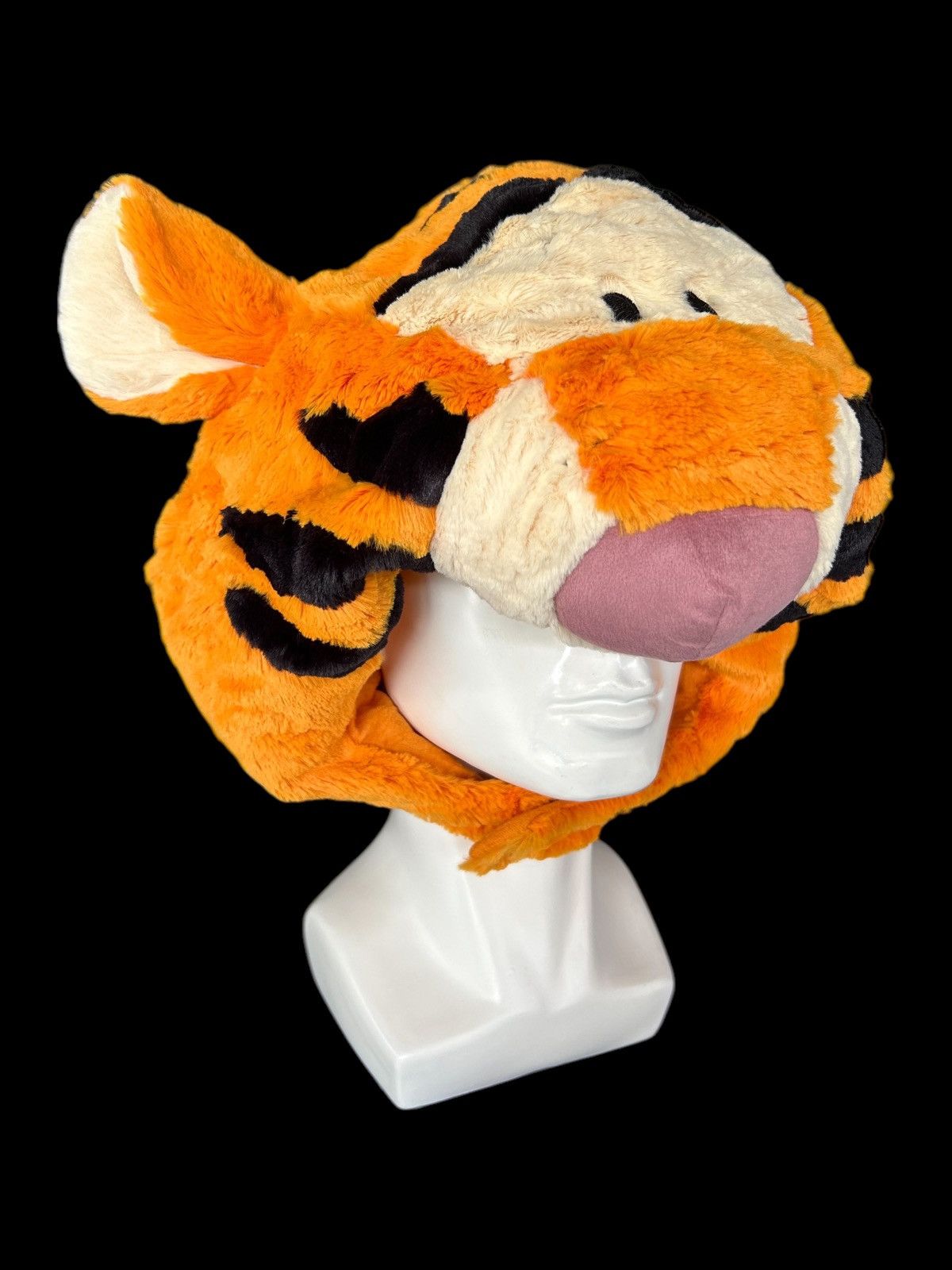 Winnie The Pooh Tigger Fluffy Big Beanie Hats Rare ☠️☠️