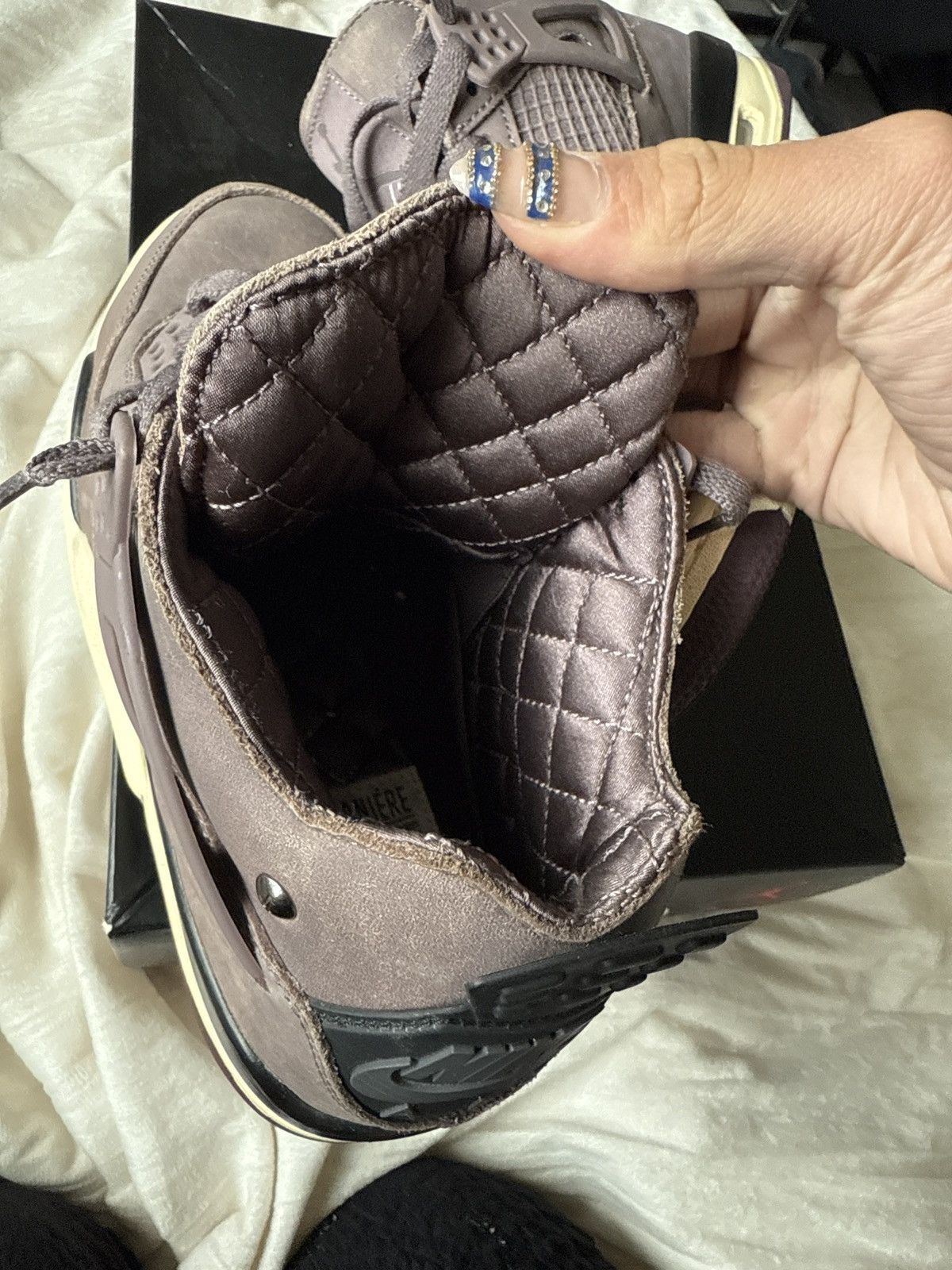 Nike Jordan 4 Retro SP A Ma Maniere x Violet Ore Size US 7.5 / EU 40-41 - 3 Thumbnail