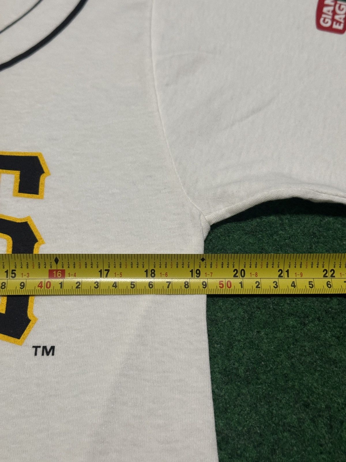 MLB Pirates Giles Vintage T Shirt Medium 19x30 White Baseball Size US M / EU 48-50 / 2 - 8 Thumbnail