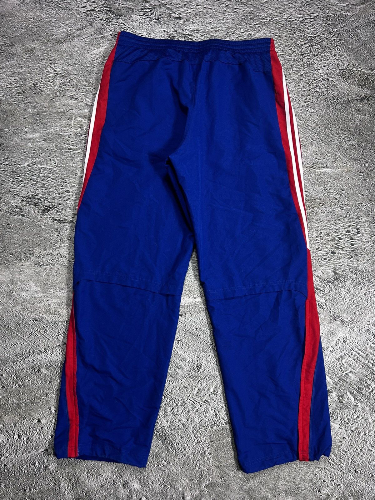 Adidas × Vintage Adidas vintage blue red nylon track pants baggy 2000s Size US 34 / EU 50 - 7 Thumbnail