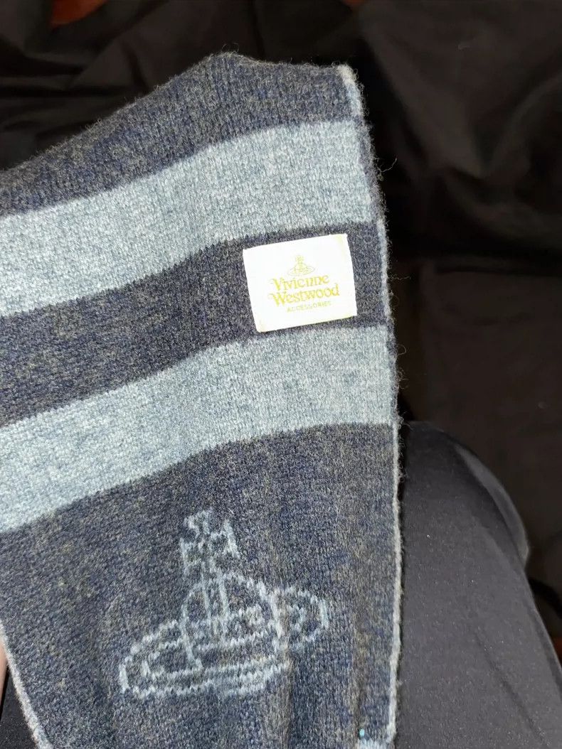 Vivienne Westwood Blue and gray striped Saturn orb scarf c