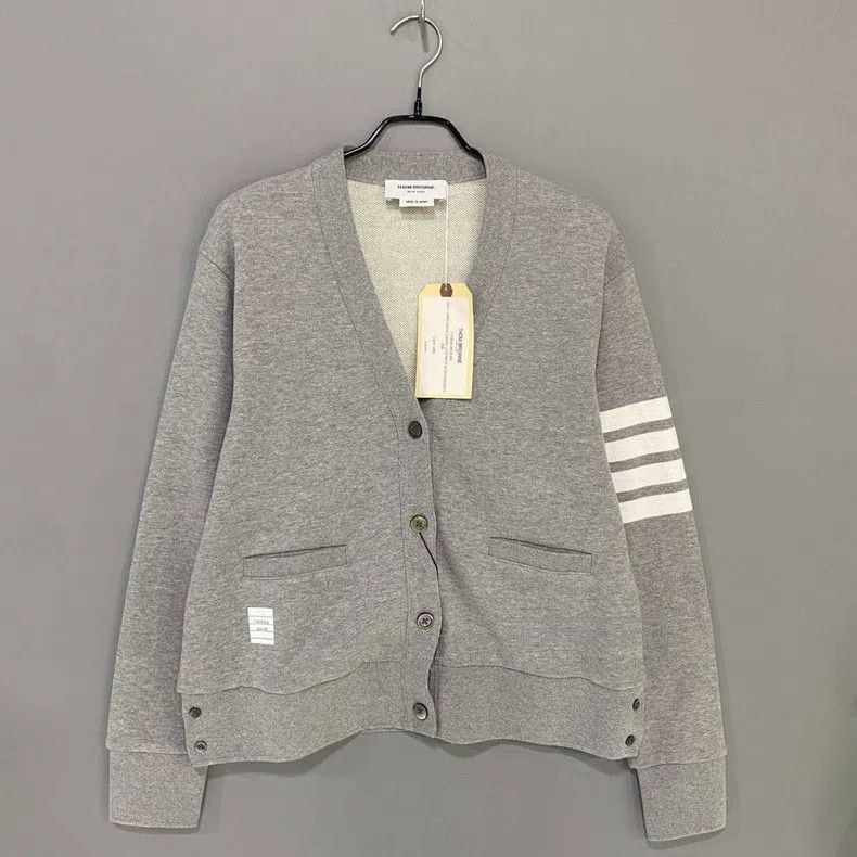 Thom Browne Thom Browne Classic Grey Cardigan Size US S / EU 44-46 / 1 - 1 Thumbnail