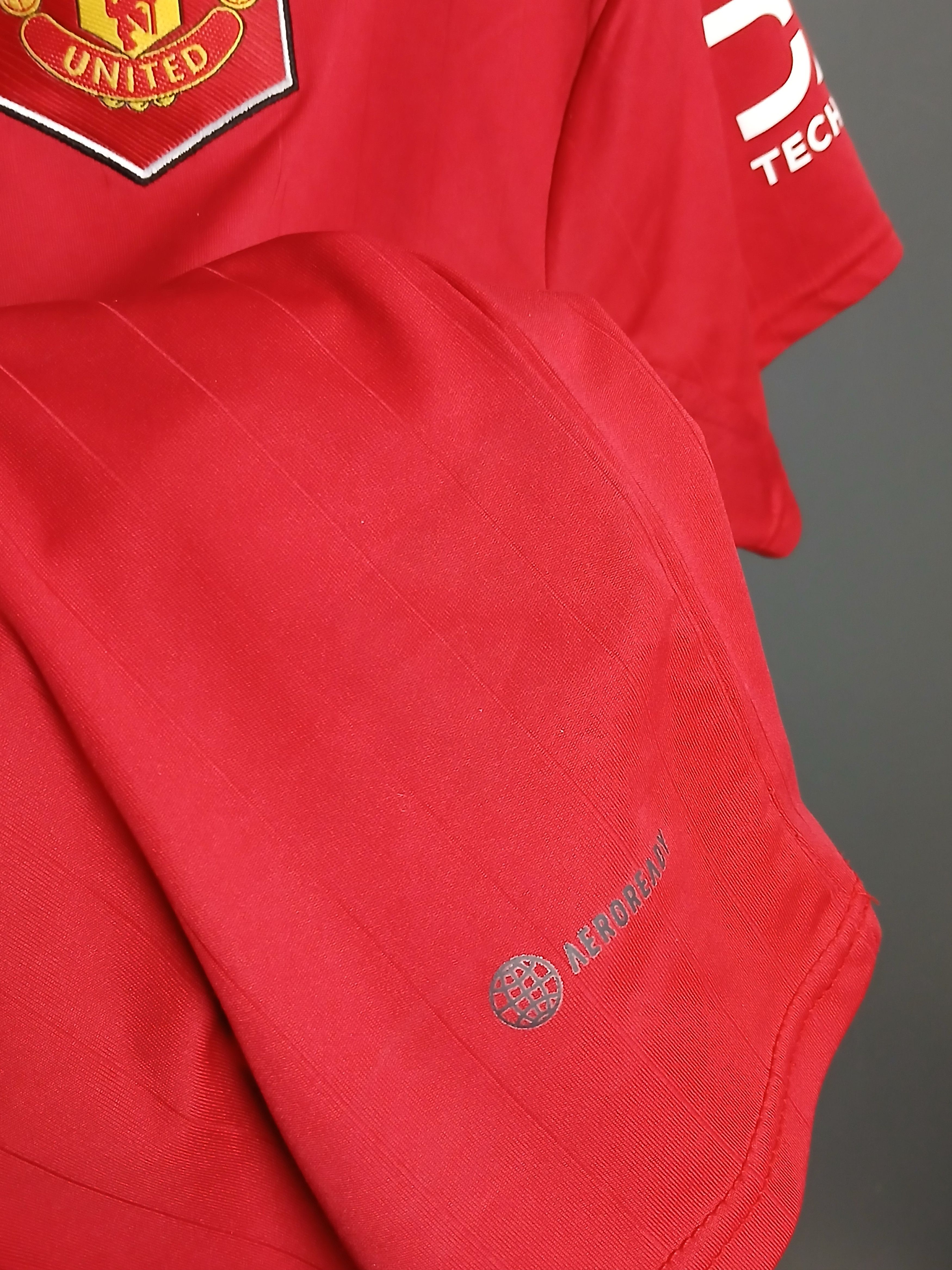 Adidas Manchester United 22/23 Football Jersey T-Shirt Size US XL / EU 56 / 4 - 8 Thumbnail