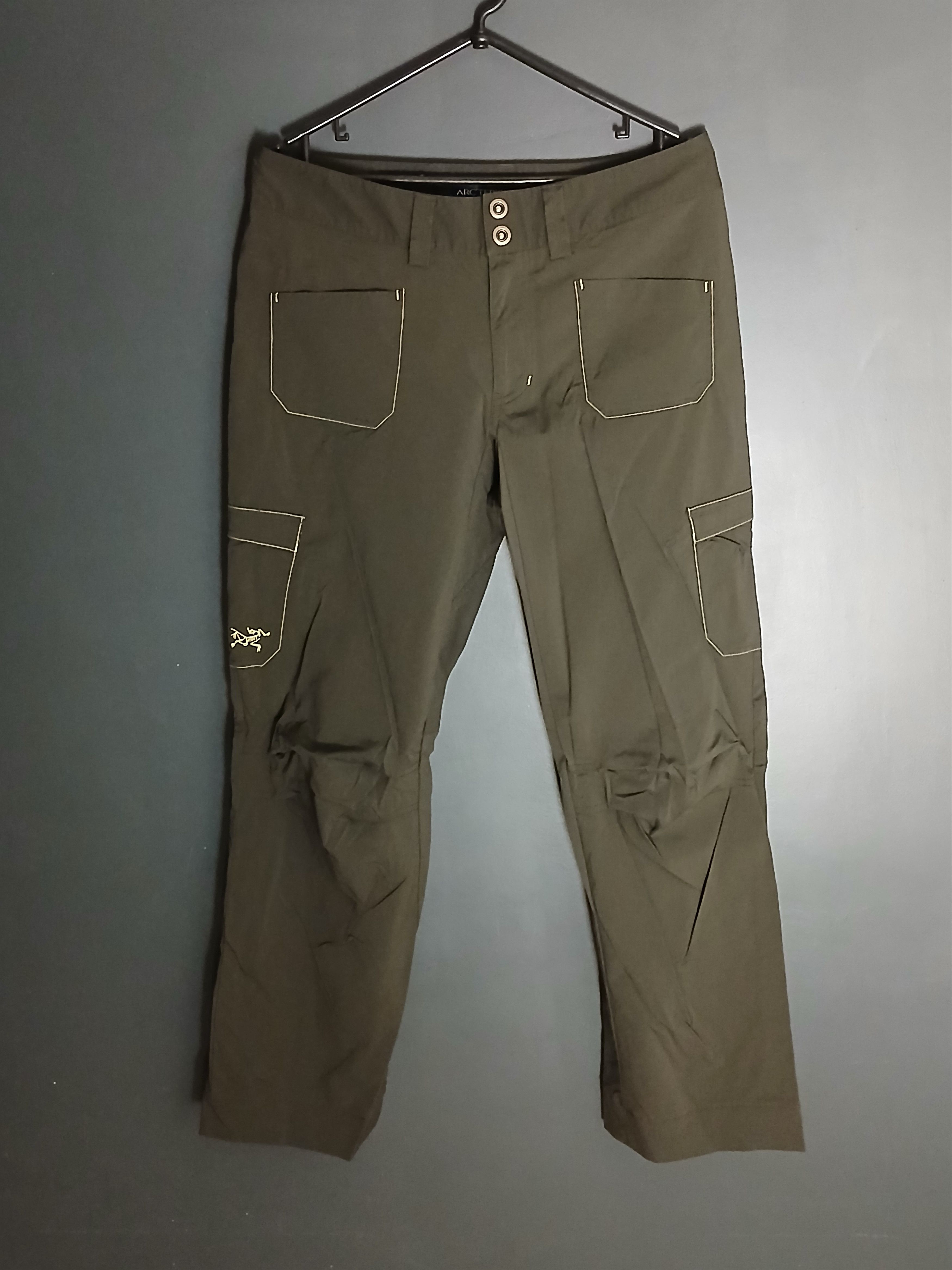 Arc'teryx Arc'Teryx Cargo Pants Size 31" - 1 Thumbnail