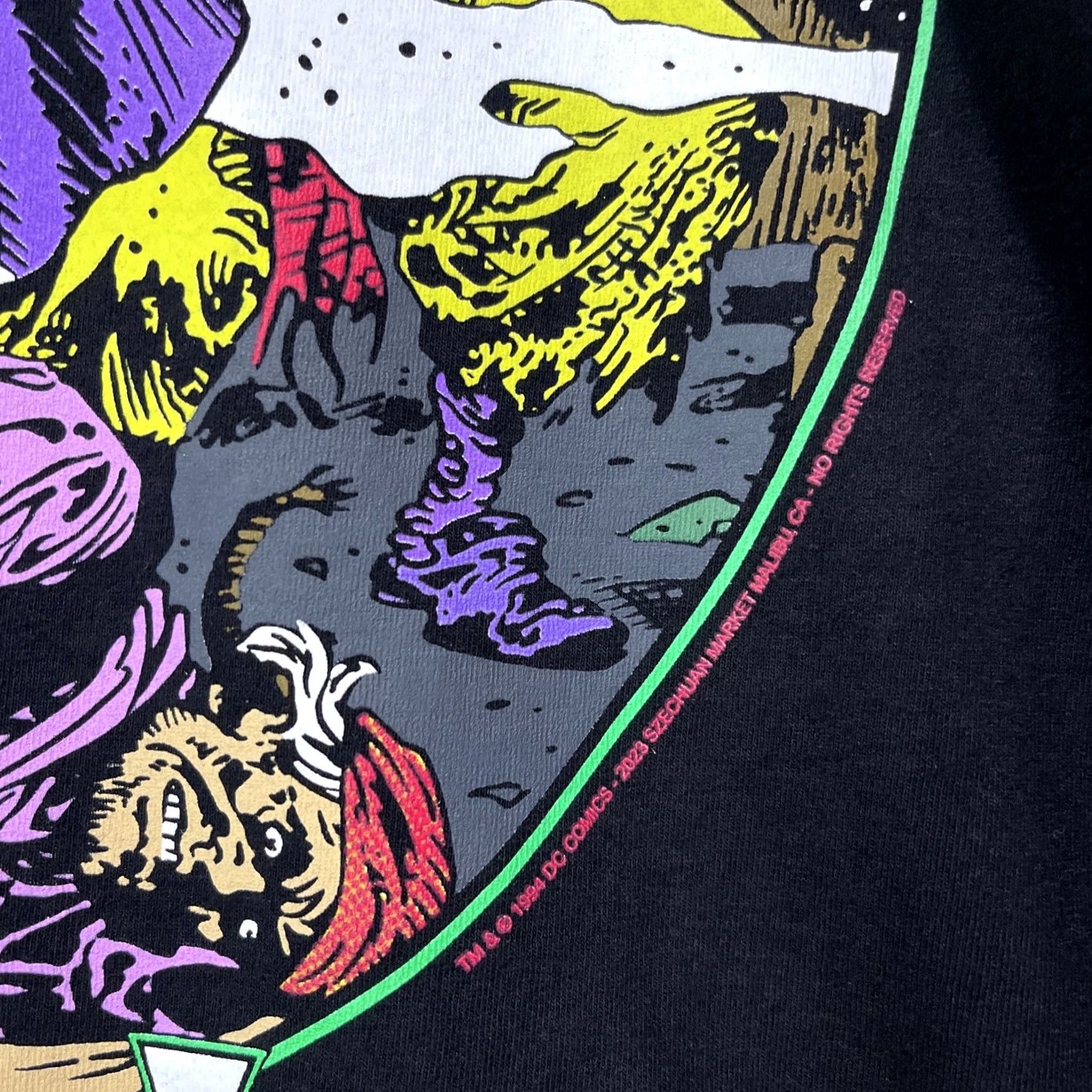 Market Pirate Joker Shirt Mens Large Black Szechuan Market Streetwear DC Boot Pullover Size US L / EU 52-54 / 3 - 4 Thumbnail