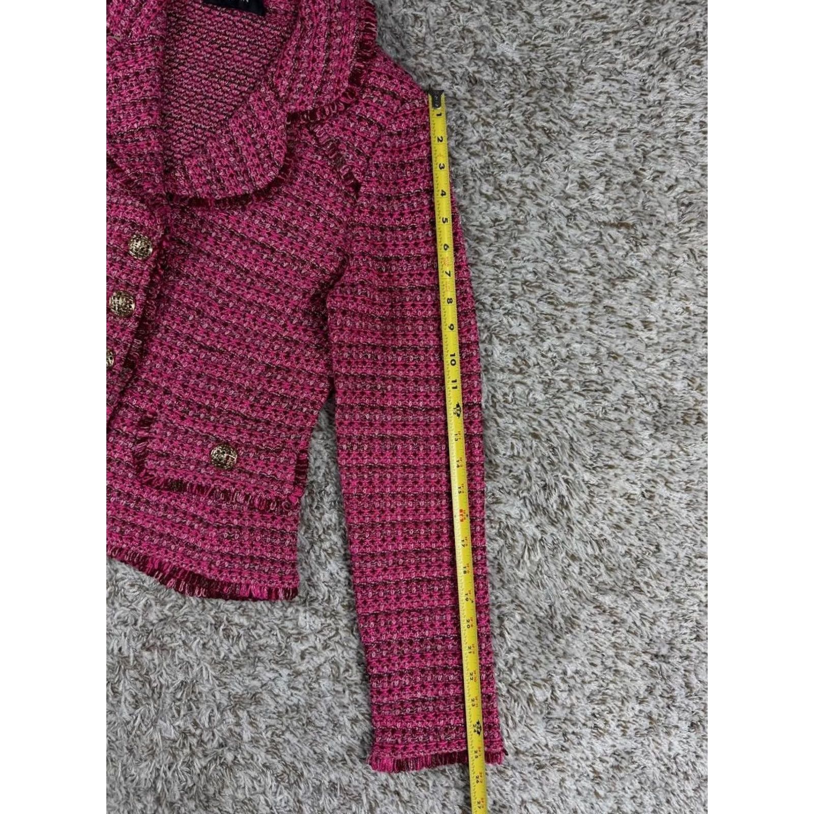 St. John St. John Collection Blazer Jacket Sz S Pink Bouclé Knit Fringe Trim Gold Buttons Women Size S / US 4 / IT 40 - 7 Thumbnail