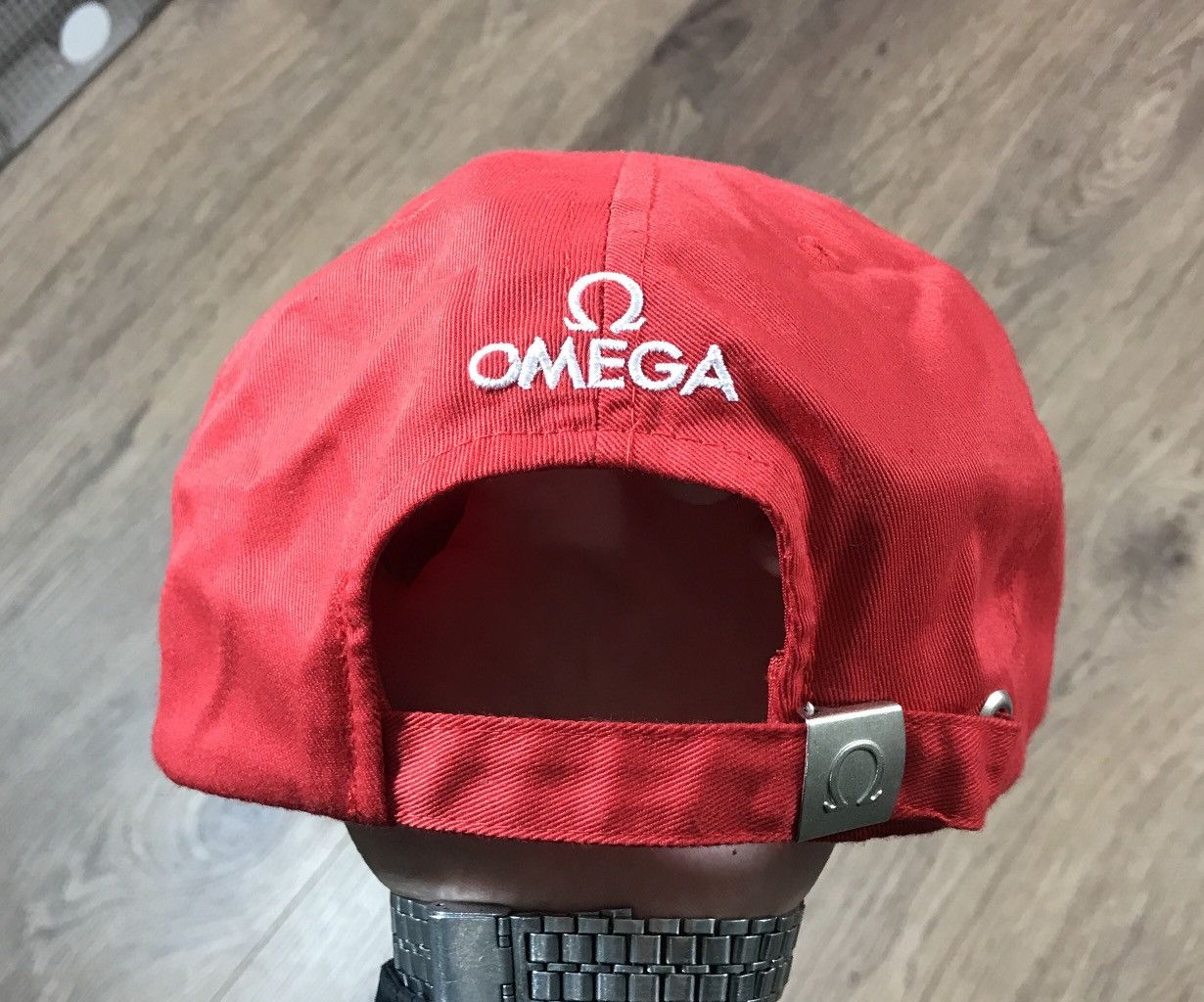 Omega × Vintage Omega Red Vintage Cap Crans Montana Size ONE SIZE - 5 Thumbnail