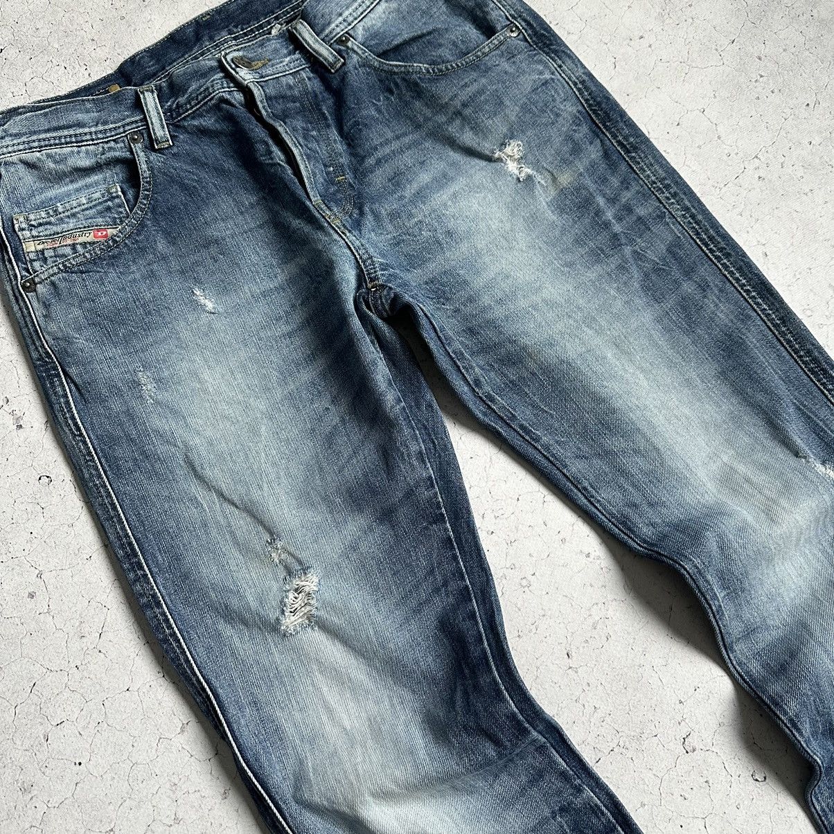Diesel × Japanese Brand × Vintage VINTAGE DIESEL Y2K DISTRESSED DENIM JEANS PANTS 30x34 Size US 30 / EU 46 - 3 Thumbnail
