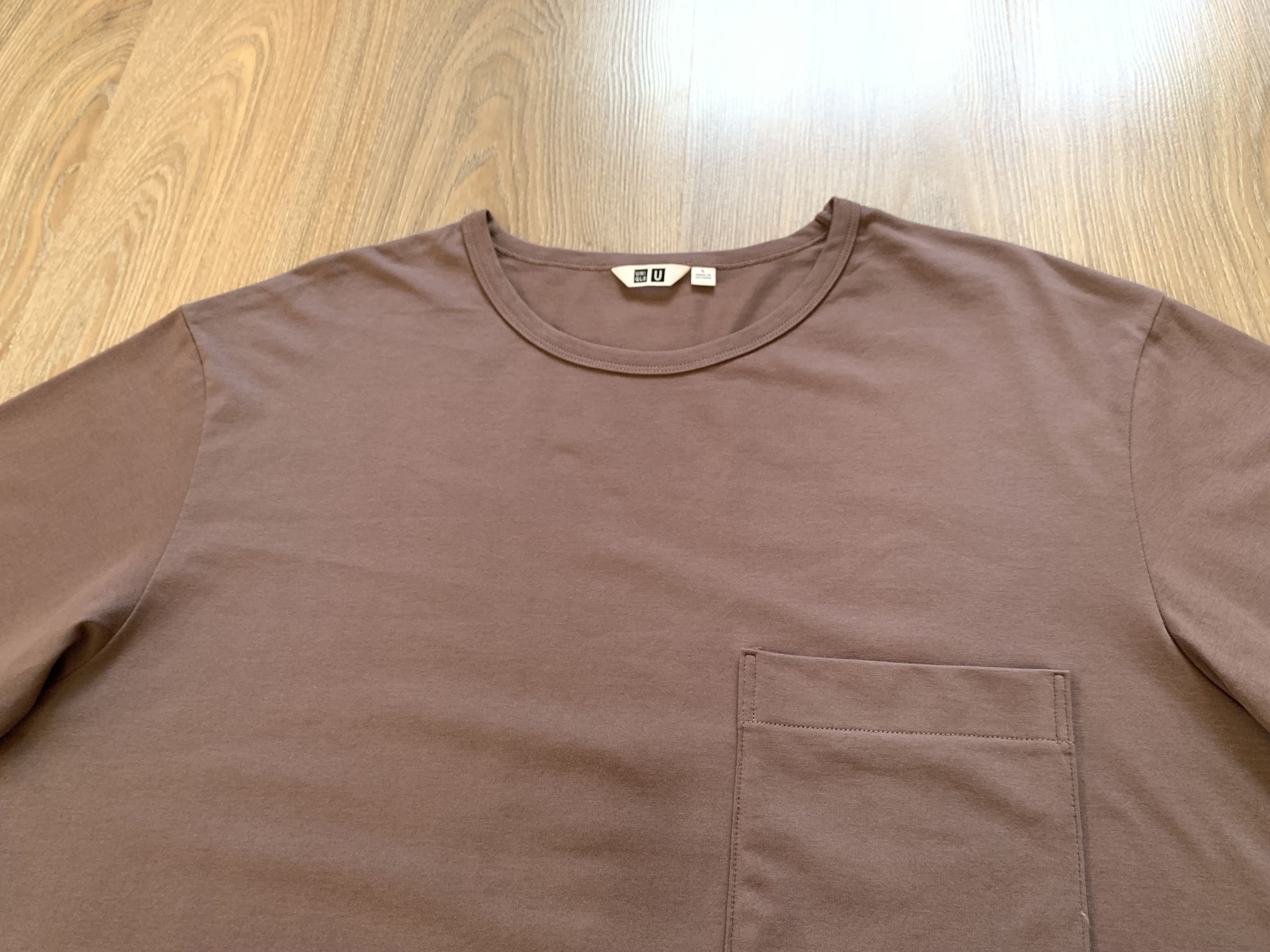 Uniqlo Uniqlo Cotton Basic Pocket T Shirt Size US L / EU 52-54 / 3 - 4 Thumbnail