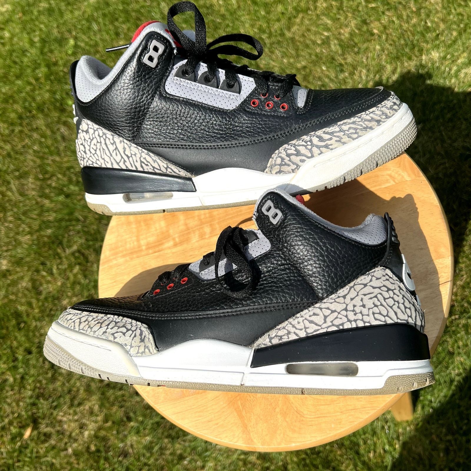 Jordan Brand × Nike Nike Air Jordan 3 Retro OG Black Cement 2018 Men's Size 9.5 Size US 9.5 / EU 42-43 - 1 Thumbnail