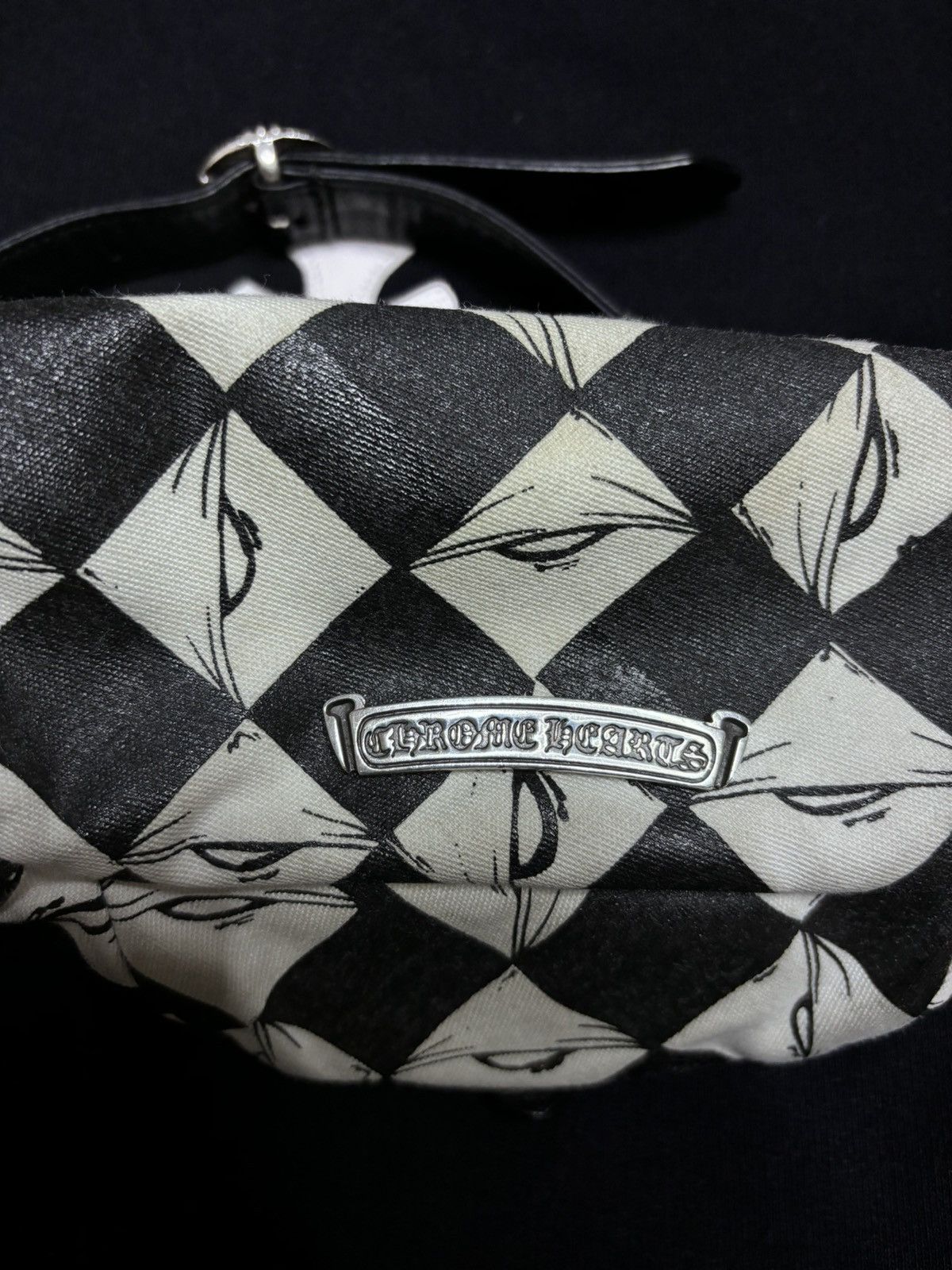 Chrome Hearts Chrome hearts Matty boy 99 Eyes mini snat snut bag Size ONE SIZE - 5 Thumbnail