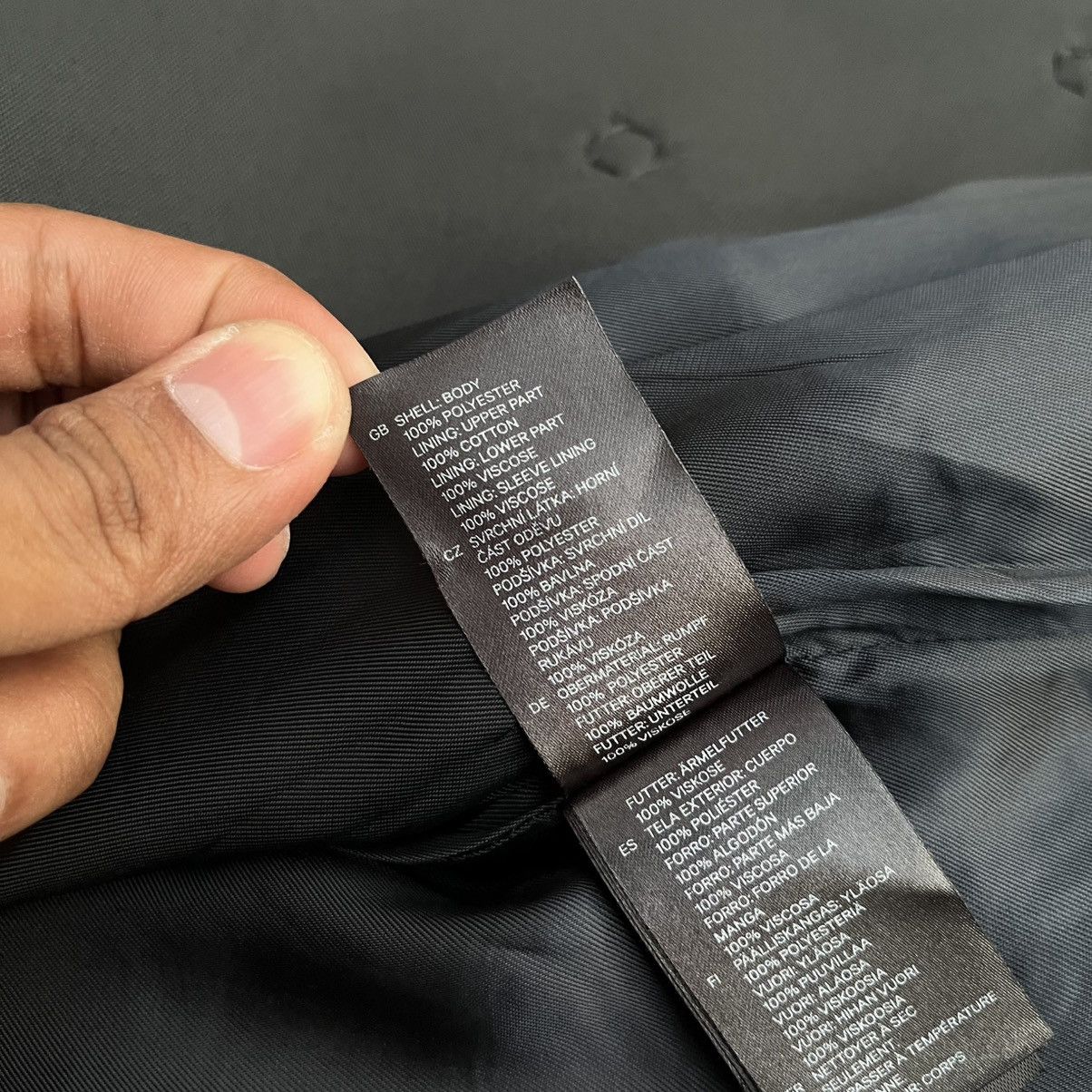 H&M × Maison Margiela Maison Margiela x H&M Re-Edition S/S1989 Shoulder Jacket Size XS / US 0-2 / IT 36-38 - 15 Thumbnail