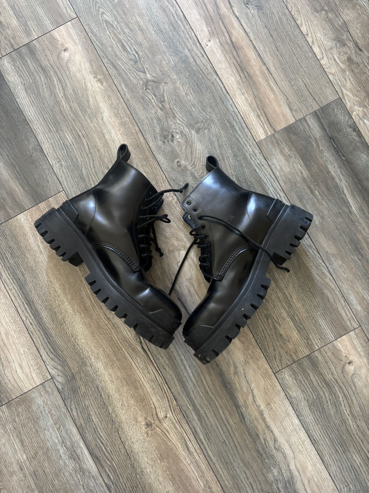 Balenciaga Balenciaga leather strike boot Size US 10 / EU 43 - 5 Thumbnail