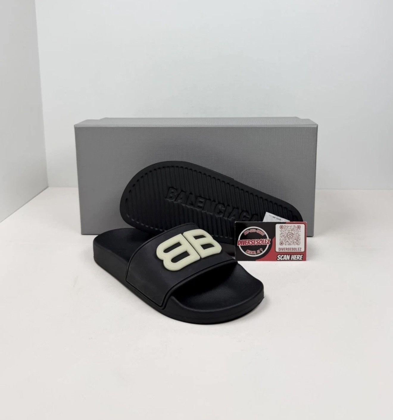 Balenciaga Size 5 Women’s - Balenciaga Pool Slides Black Glow NEW! Size US 5 / IT 35 - 1 Thumbnail