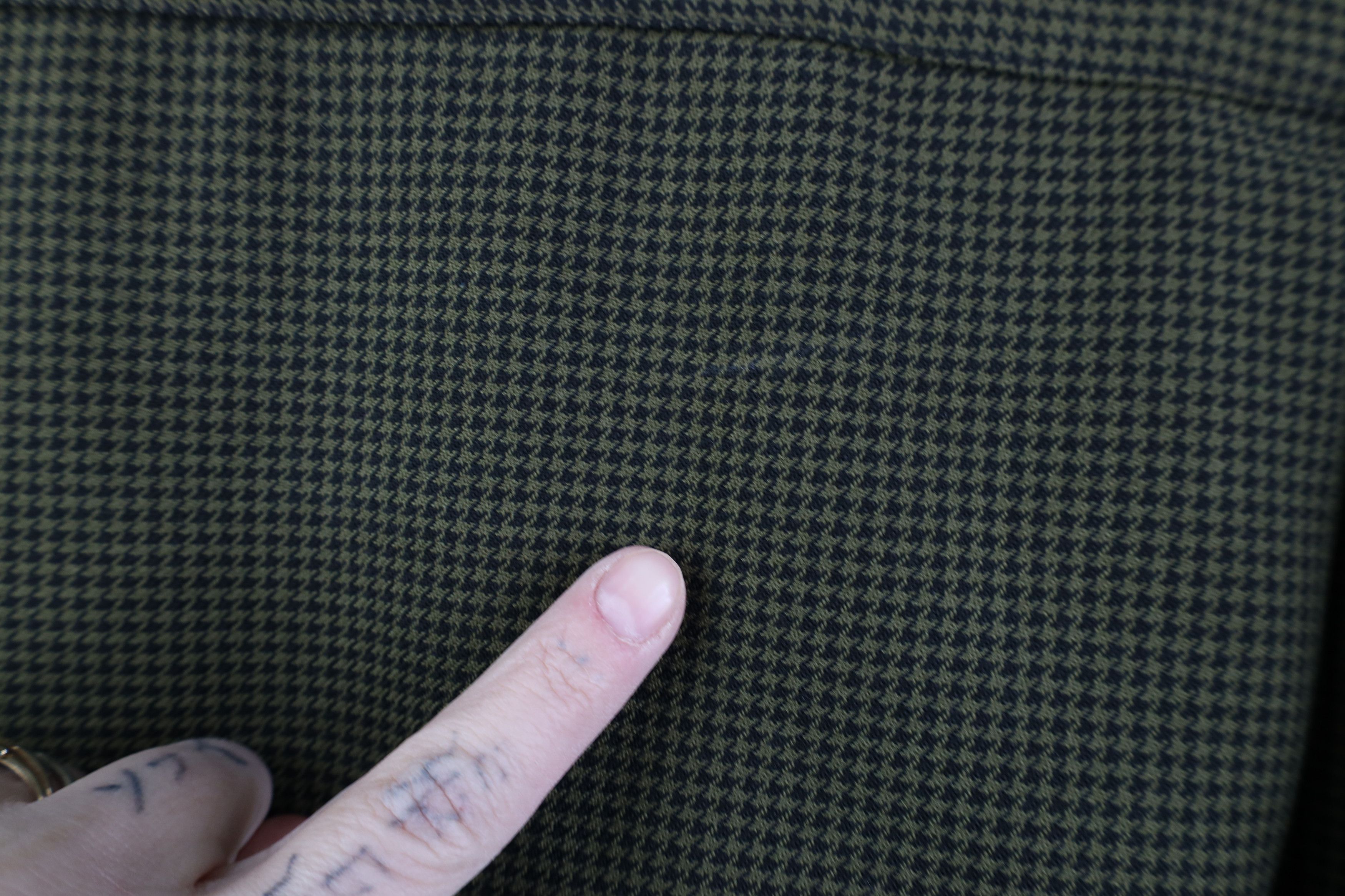 Cabelas Vintage 90s Cabelas Houndstooth Collared Button Shirt Size US XL / EU 56 / 4 - 11 Thumbnail