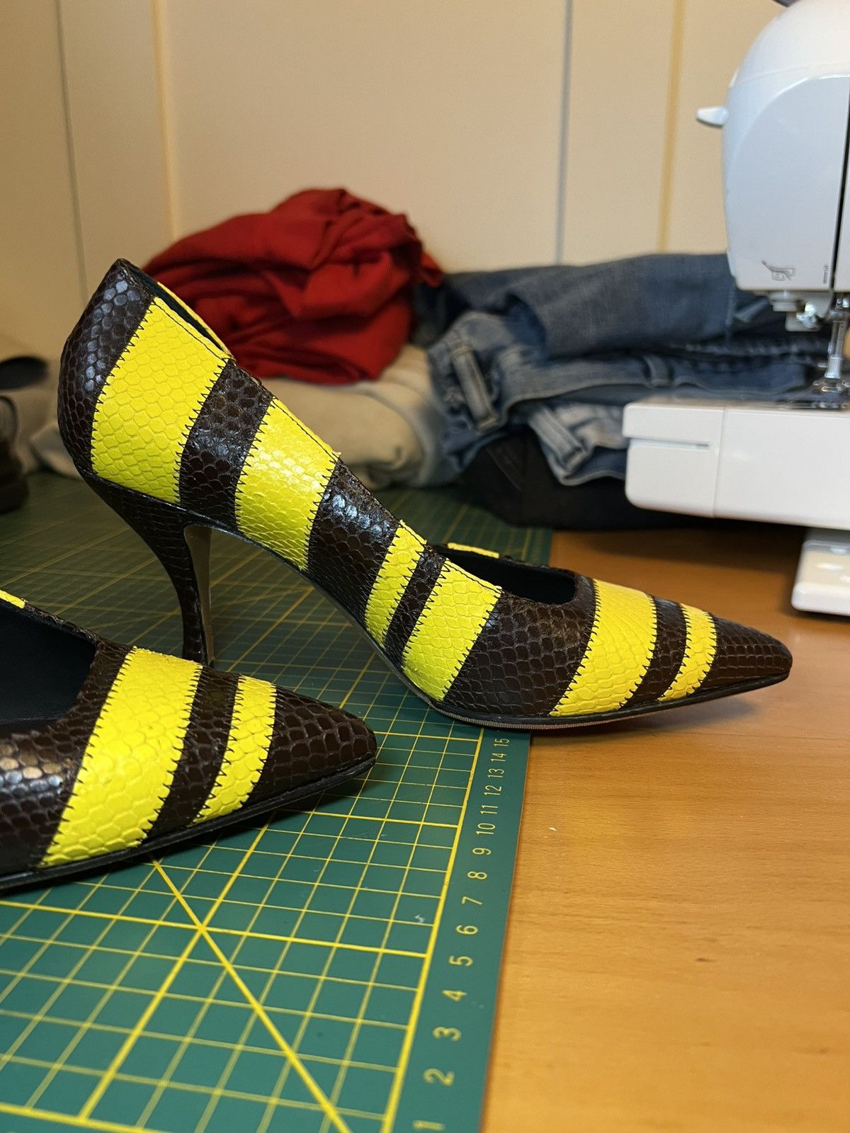 Dries Van Noten Dries Van Noten leather snakeskin scales high heel pumps Size US 7.5 / IT 37.5 - 10 Thumbnail