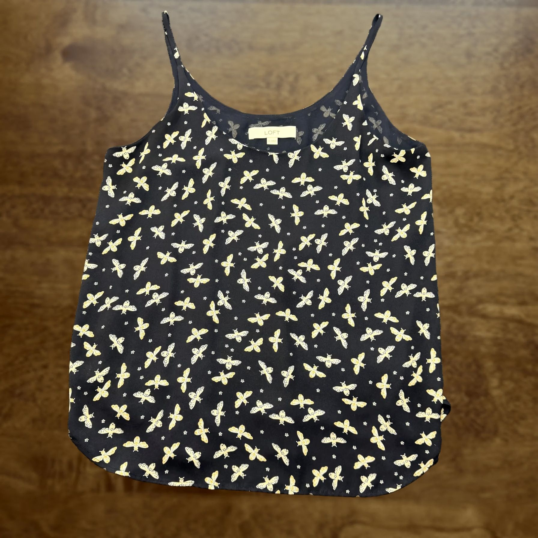 Loft LOFT Tank Top Womens Moth Print Blue Sleeveless Camisole Scoop Neck Tank Top Womens Medium Blue Moth Print Sleeveless Casual Summer Size M / US 6-8 / IT 42-44 - 1 Thumbnail