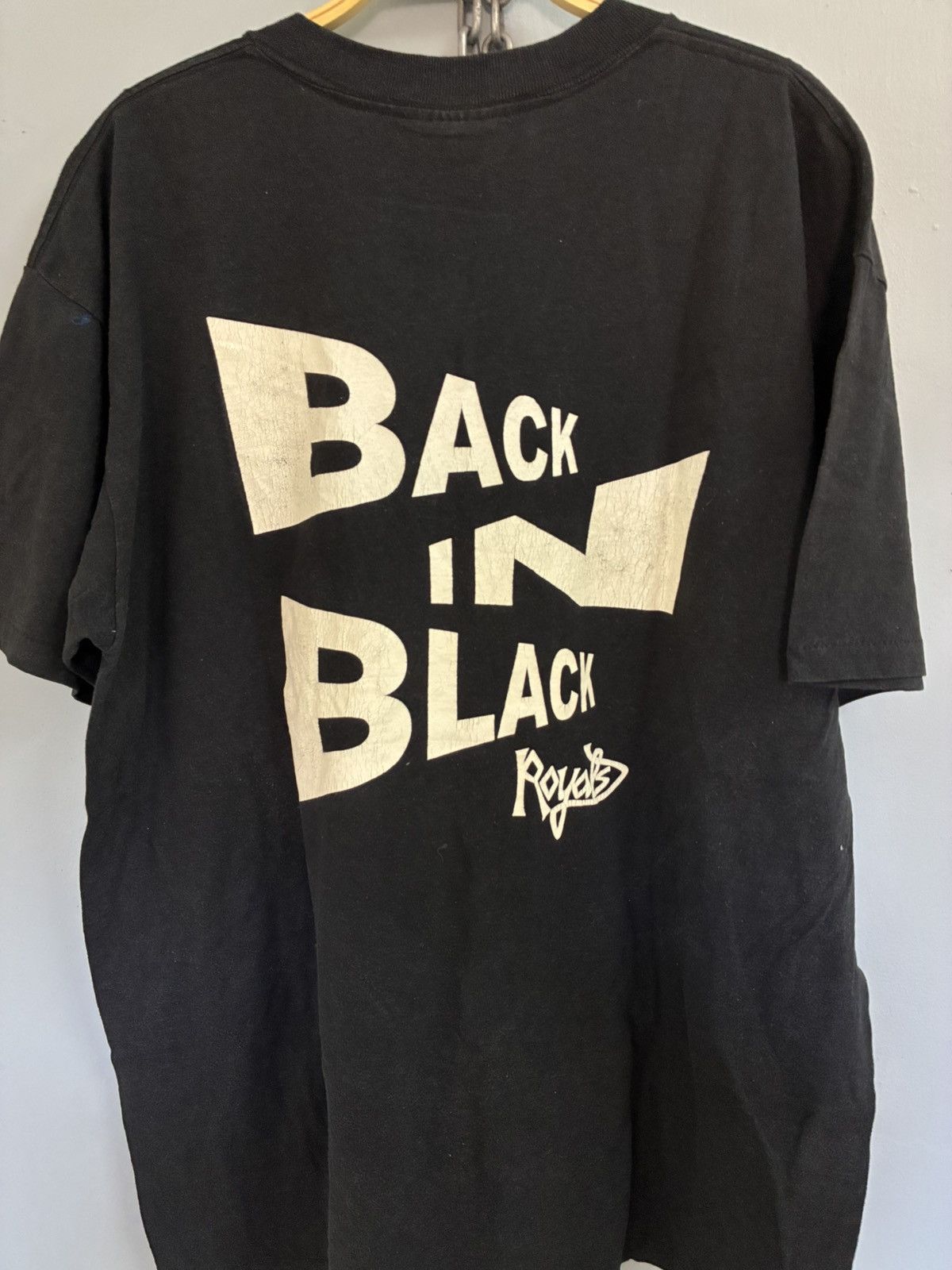 Vintage Vintage 90s Royals Back in Black streetwear t shirt Size US XL / EU 56 / 4 - 4 Thumbnail