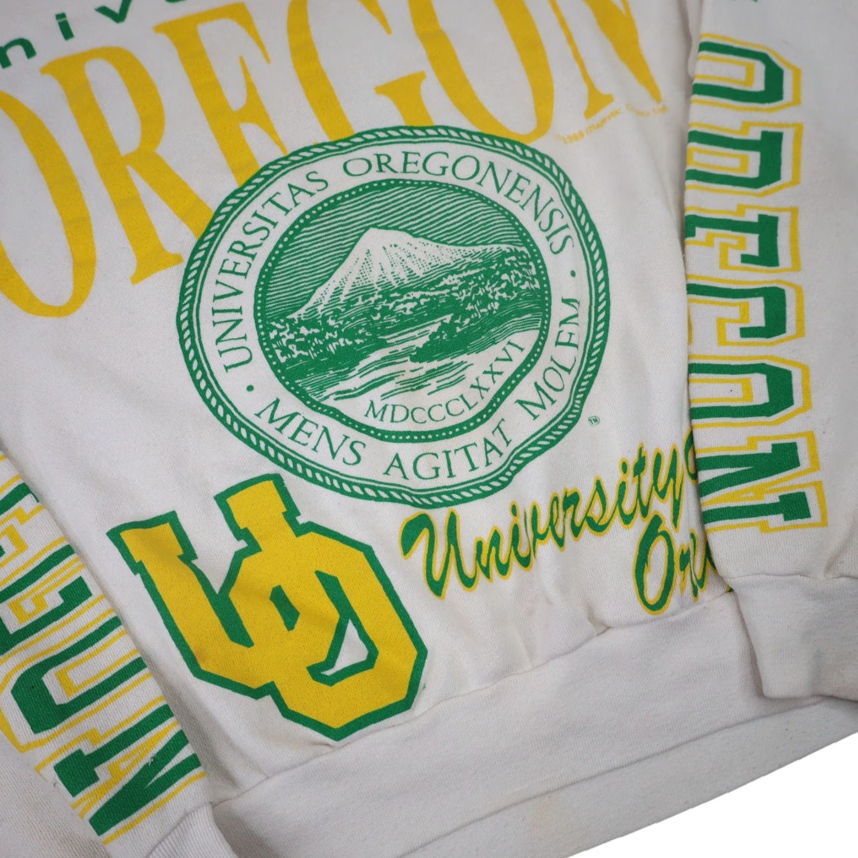 Gloverall VINTAGE Majestic University of Oregon Ducks All Over Print Graphic Sweatshirt Size US L / EU 52-54 / 3 - 3 Thumbnail