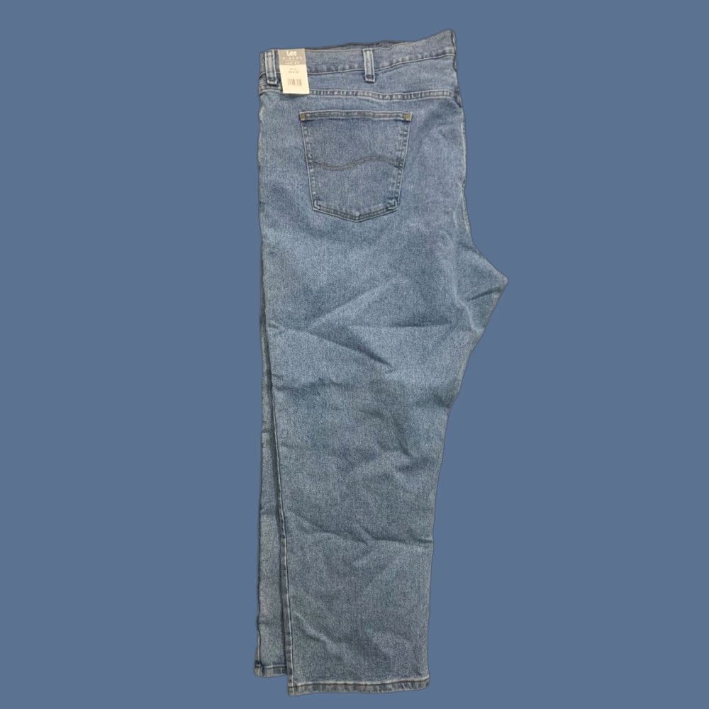 Lee Lee Riders Indigo Jeans Denim 54 x 29 Mens Straight Leg Pants 67% cotton 32% polyester 1% spandex ZB00193 Regular Inseam 29 in Dress Pants Men Size US 38 / EU 54 - 1 Thumbnail