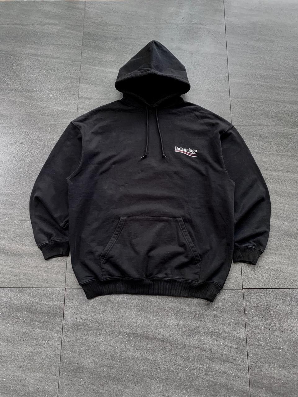 Balenciaga FREE TAX! Oversized Campaign Logo Hoodie in Black Size US M / EU 48-50 / 2 - 1 Thumbnail